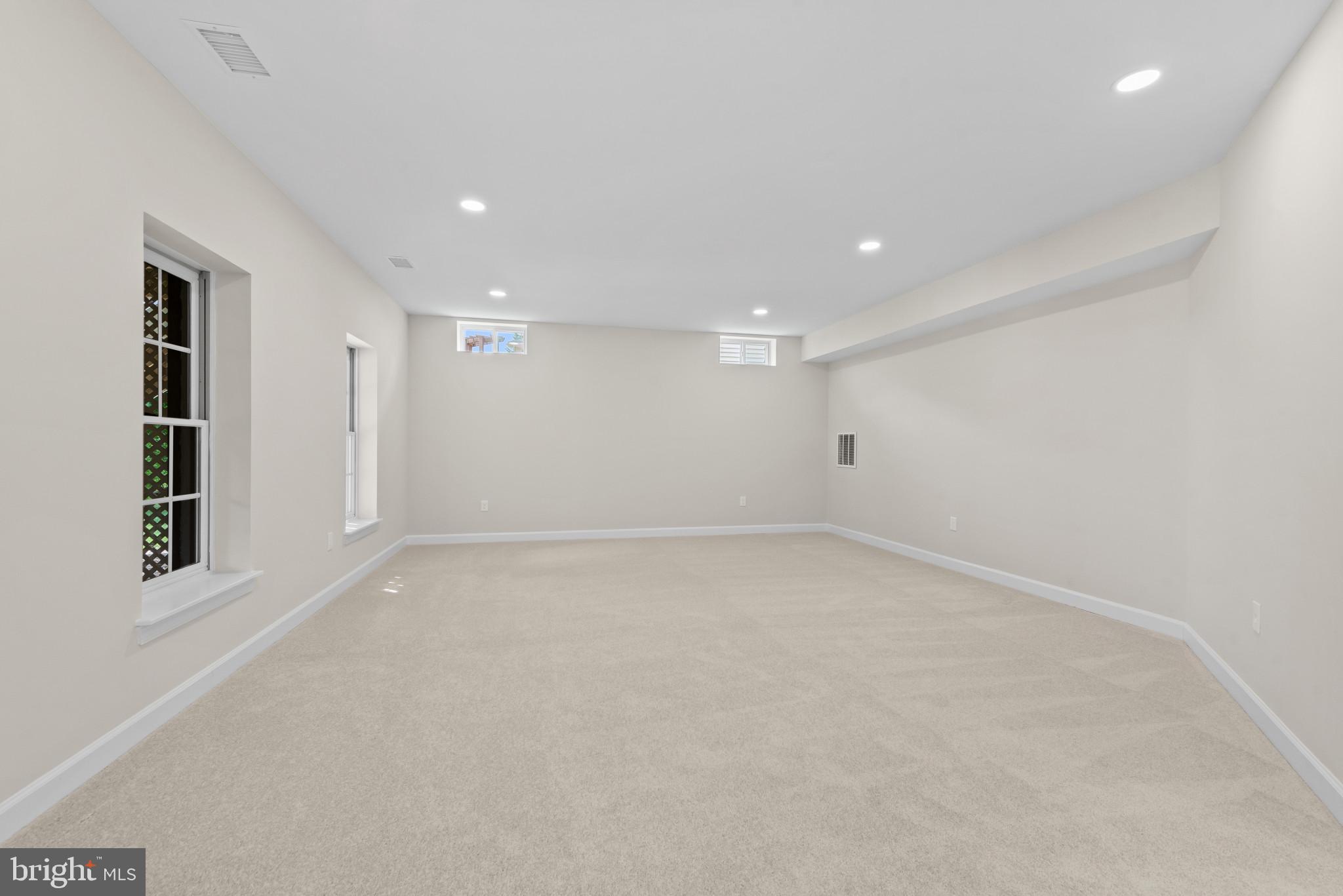 TAYLOR FARM - Residential