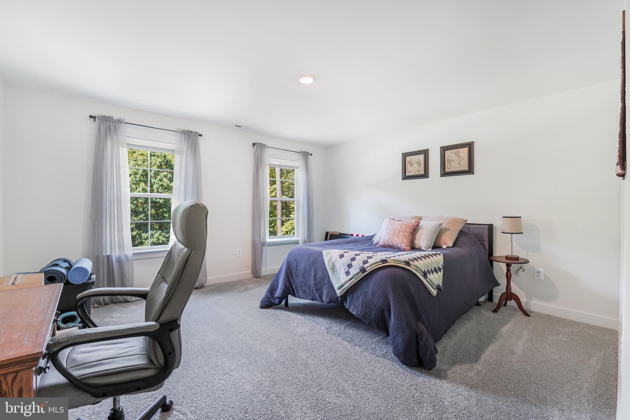 NOAH'S LANDING - Residential