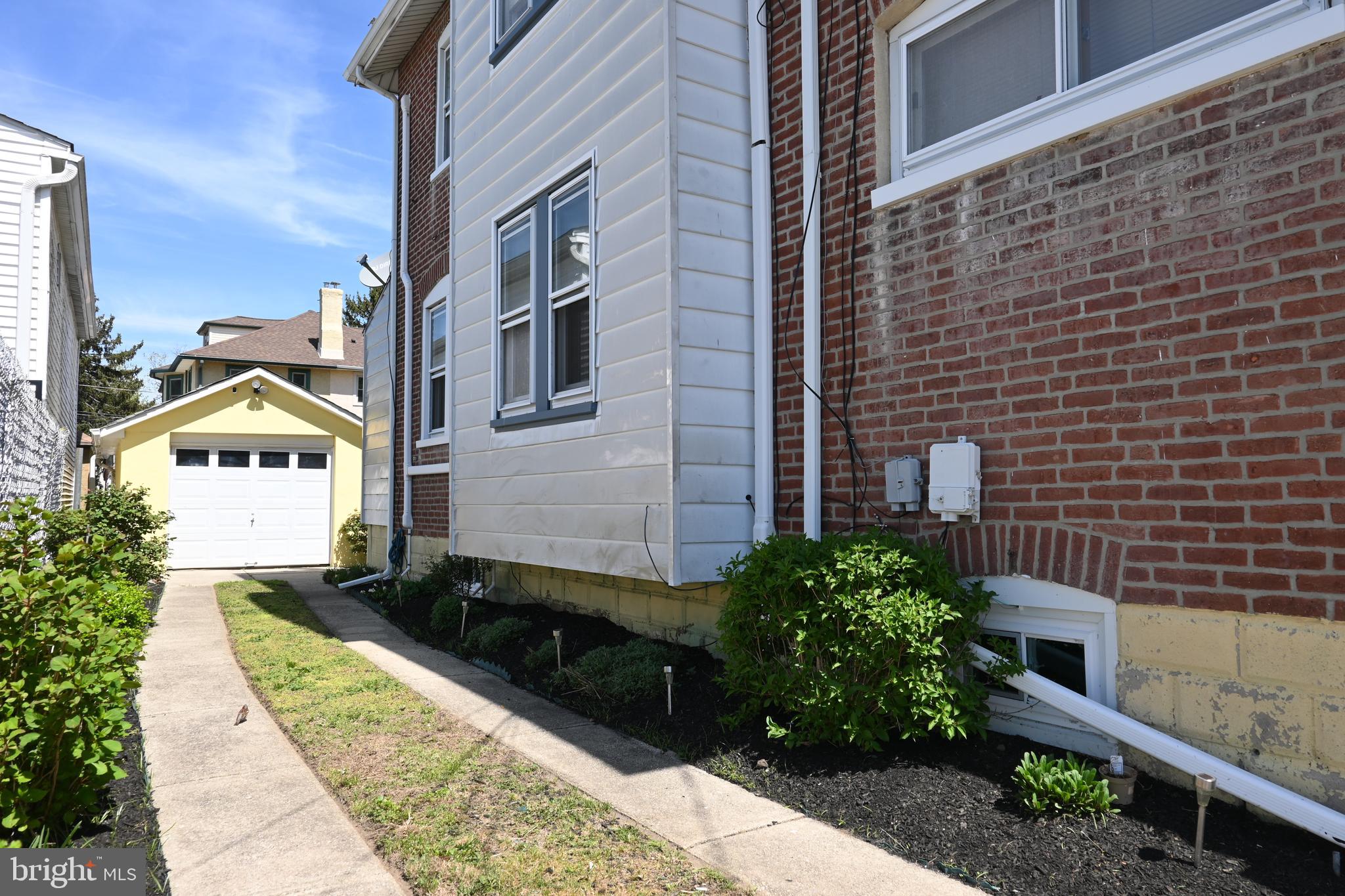 LESTER - Residential