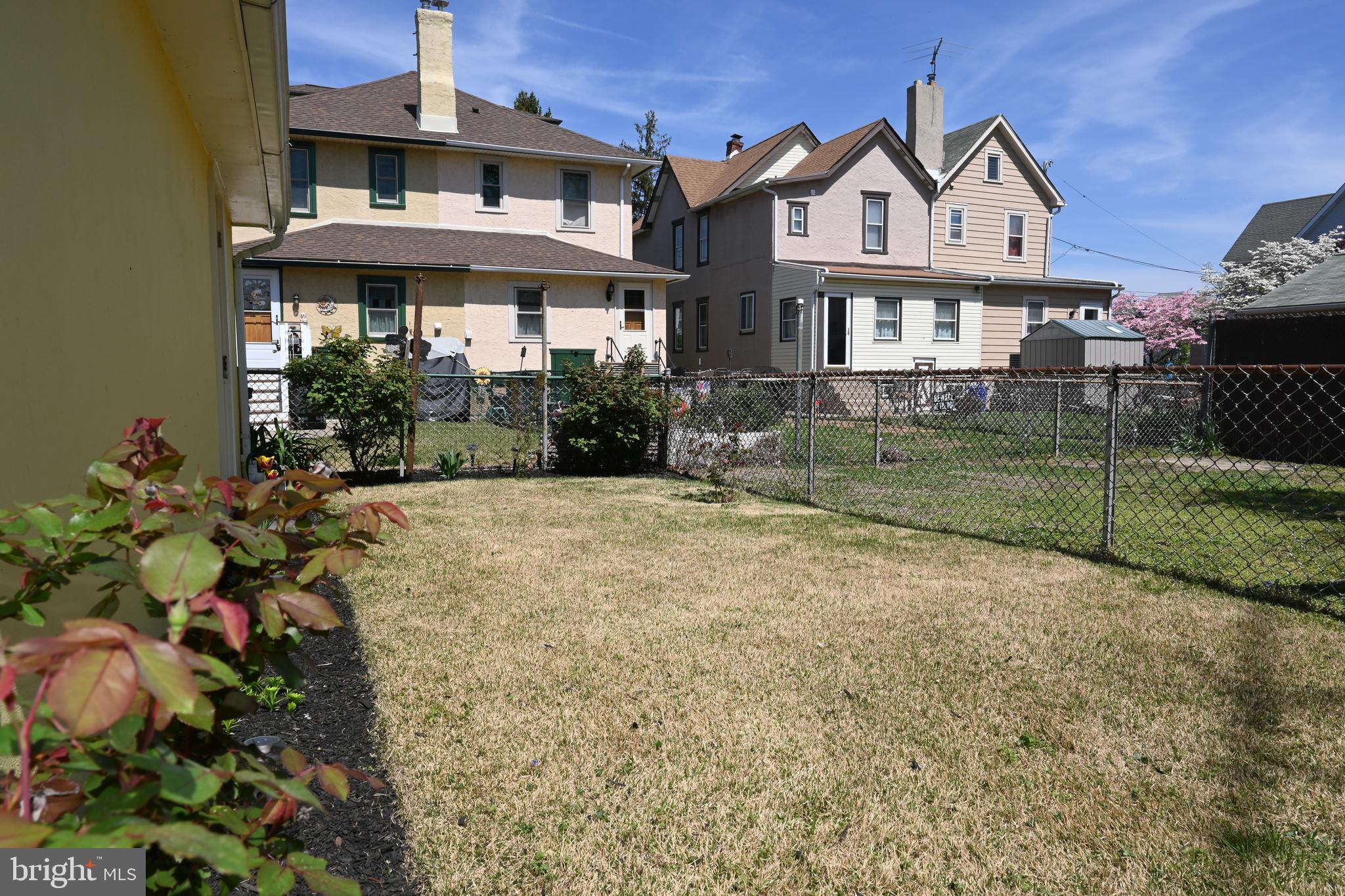 LESTER - Residential