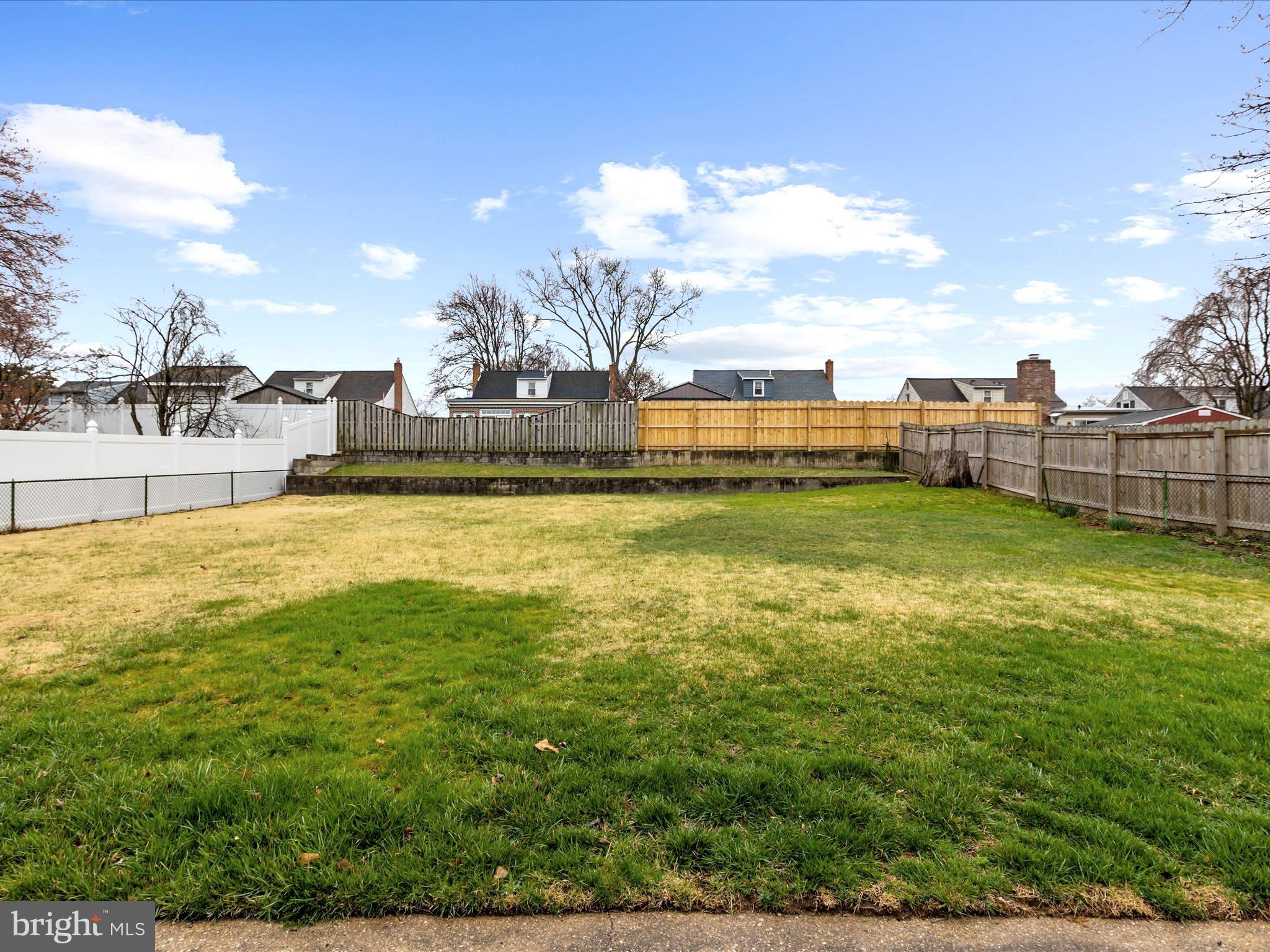 WOODLAWN HEIGHTS - Residential