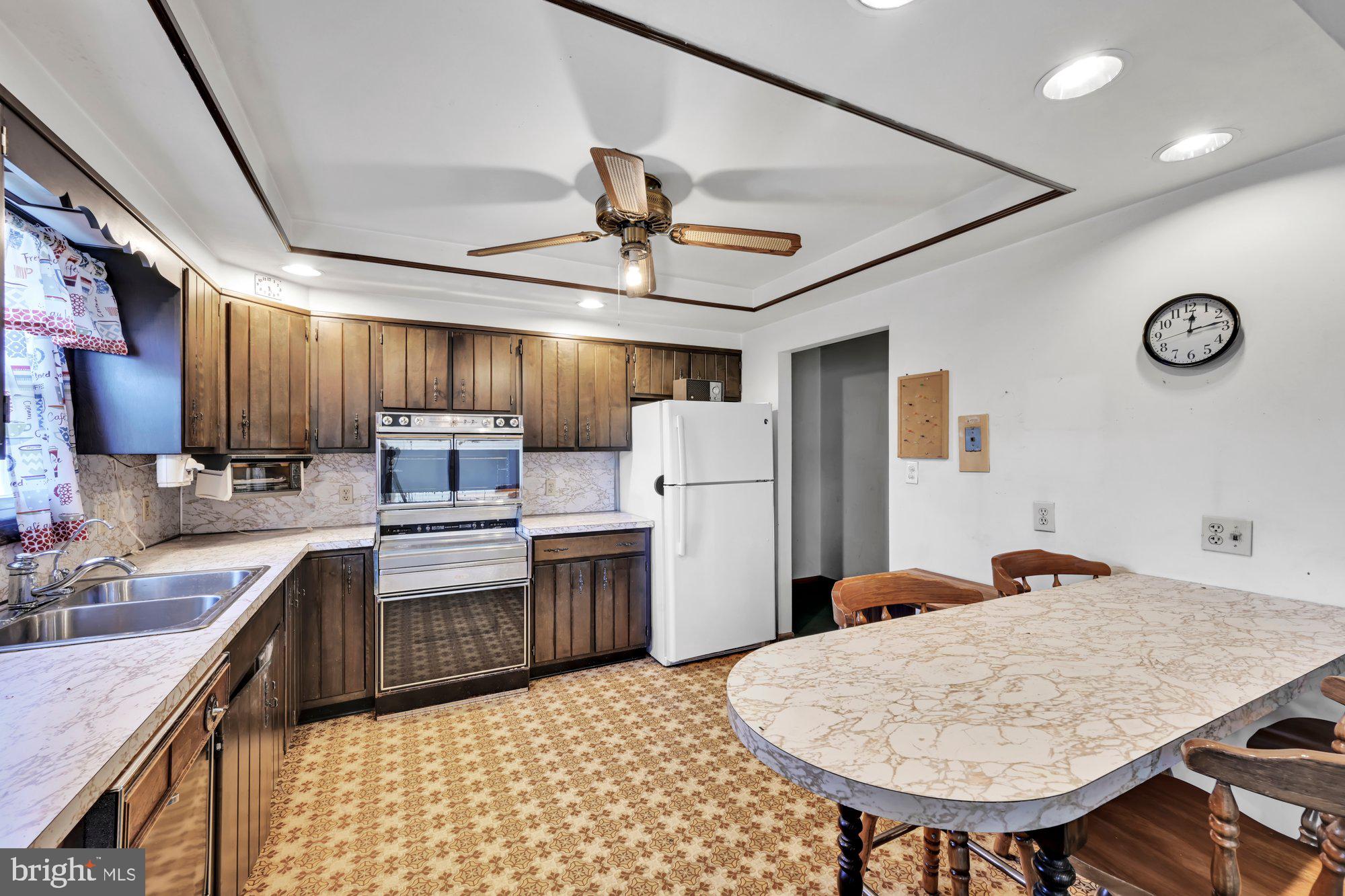 POTTSVILLE - Residential