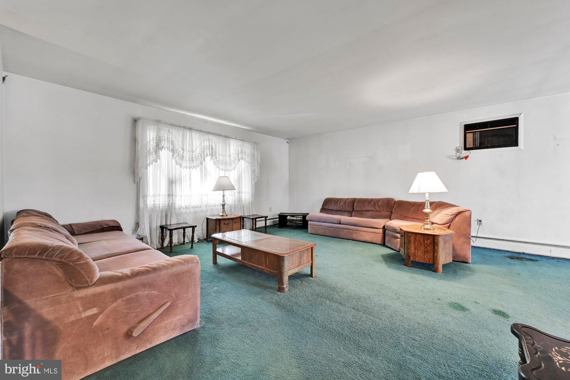 POTTSVILLE - Residential