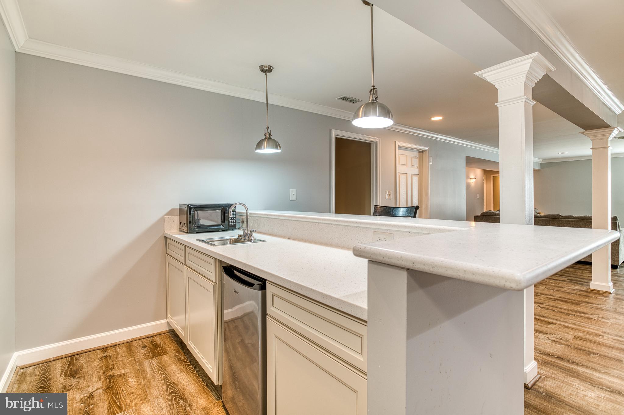 BRAEMAR/HIGHLAND - Residential