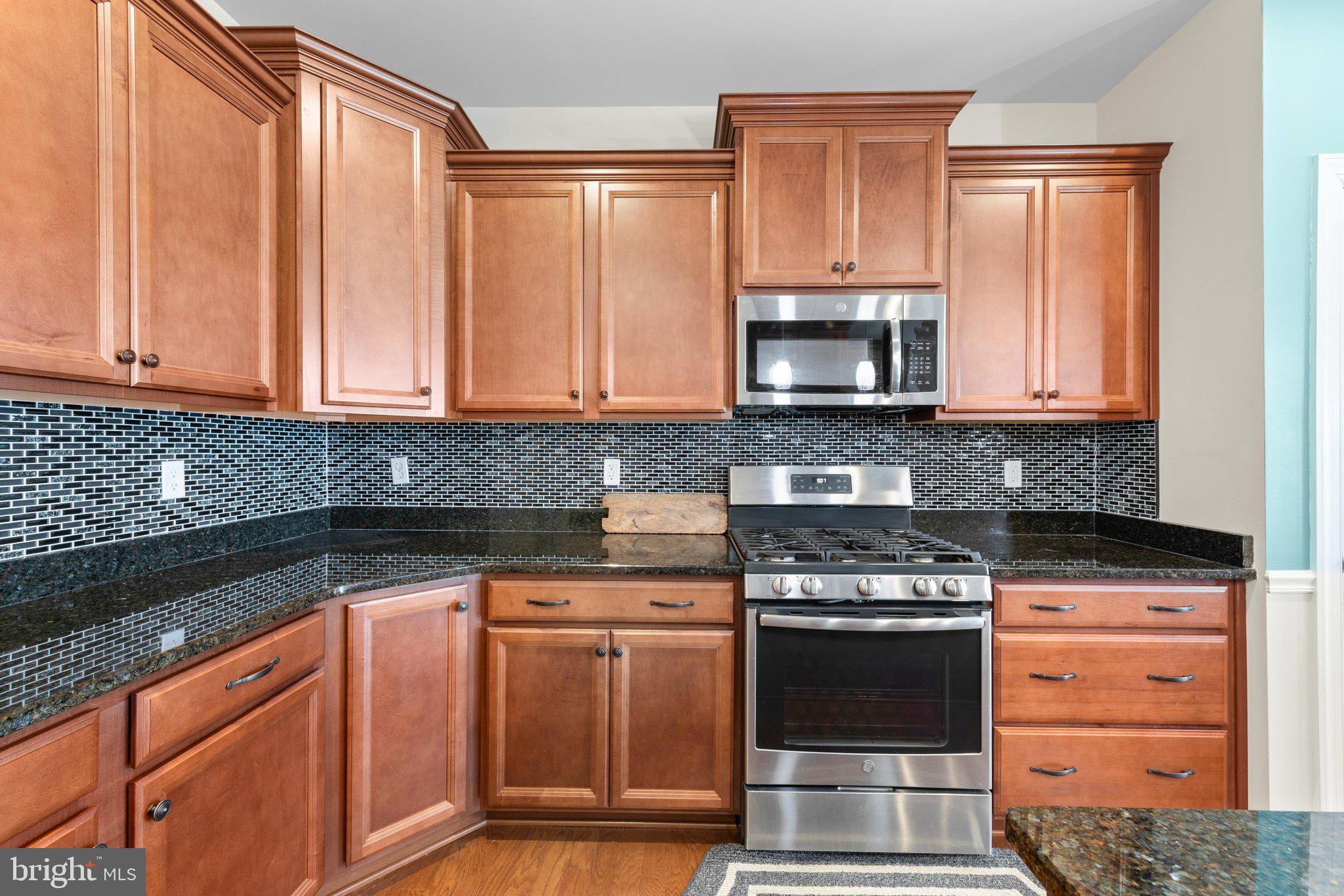 CYPRESS POINTE - Residential