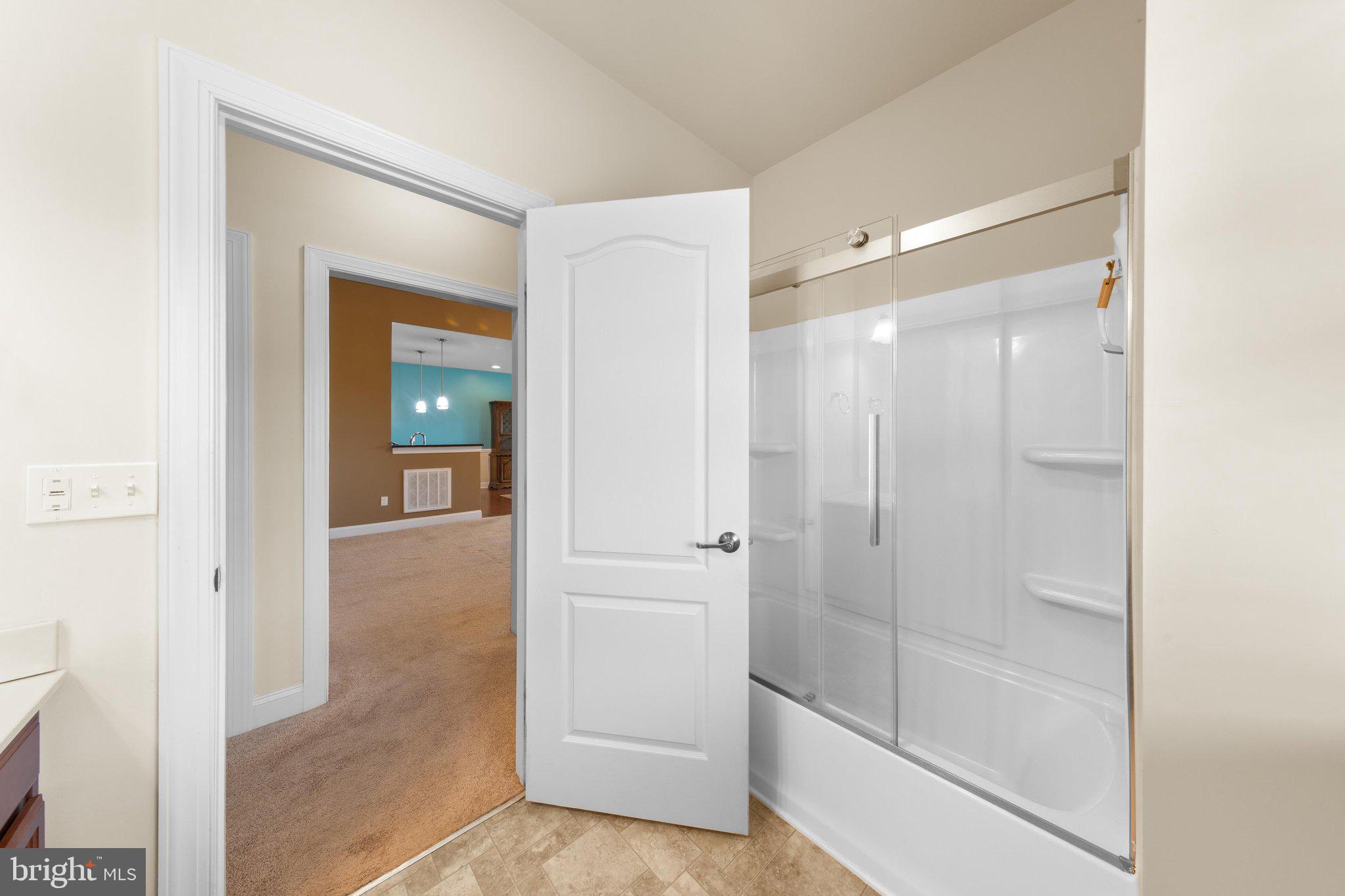 CYPRESS POINTE - Residential