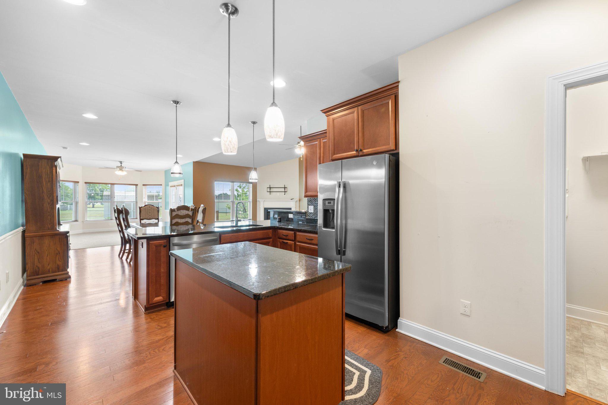 CYPRESS POINTE - Residential
