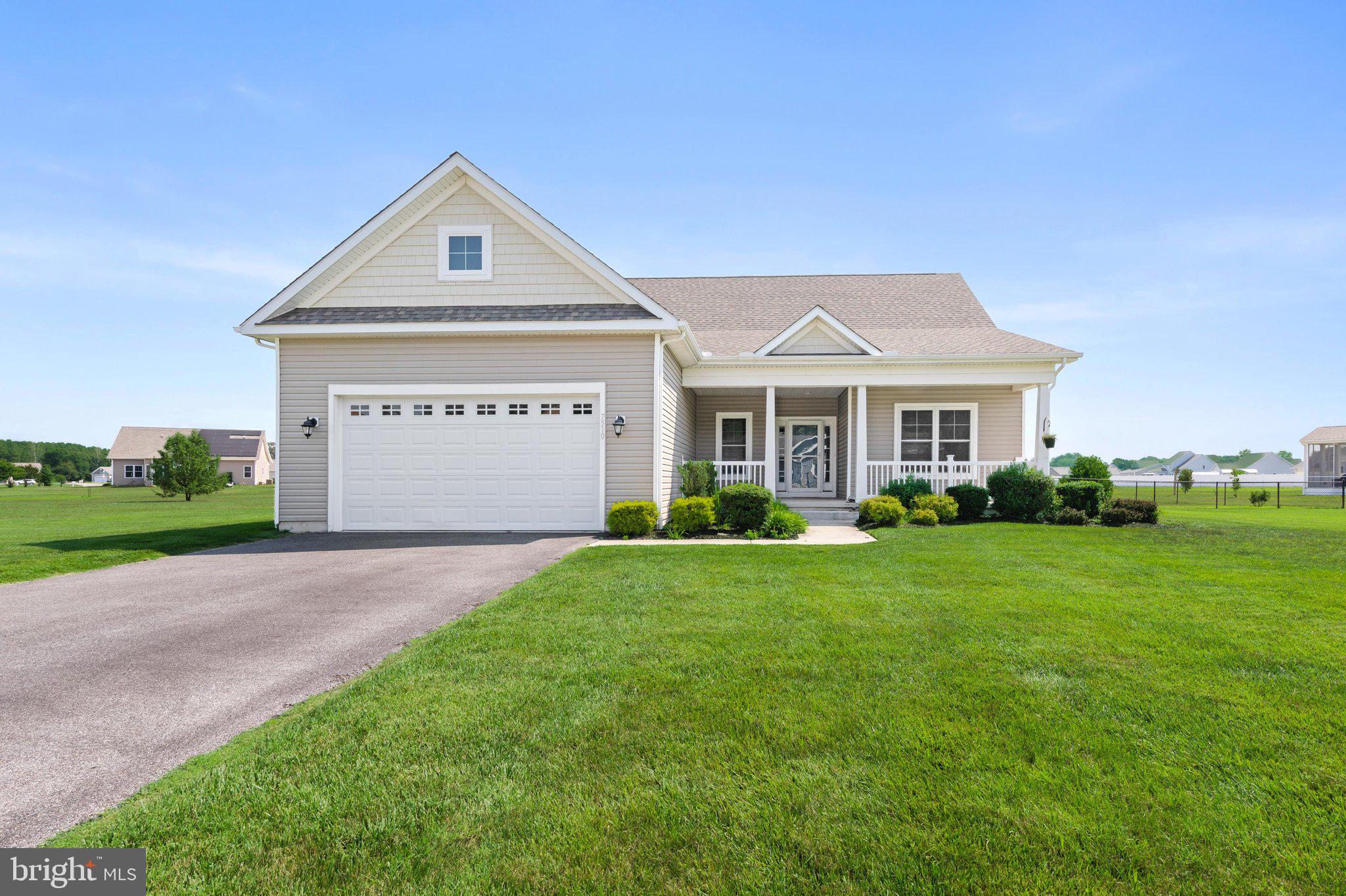 CYPRESS POINTE - Residential