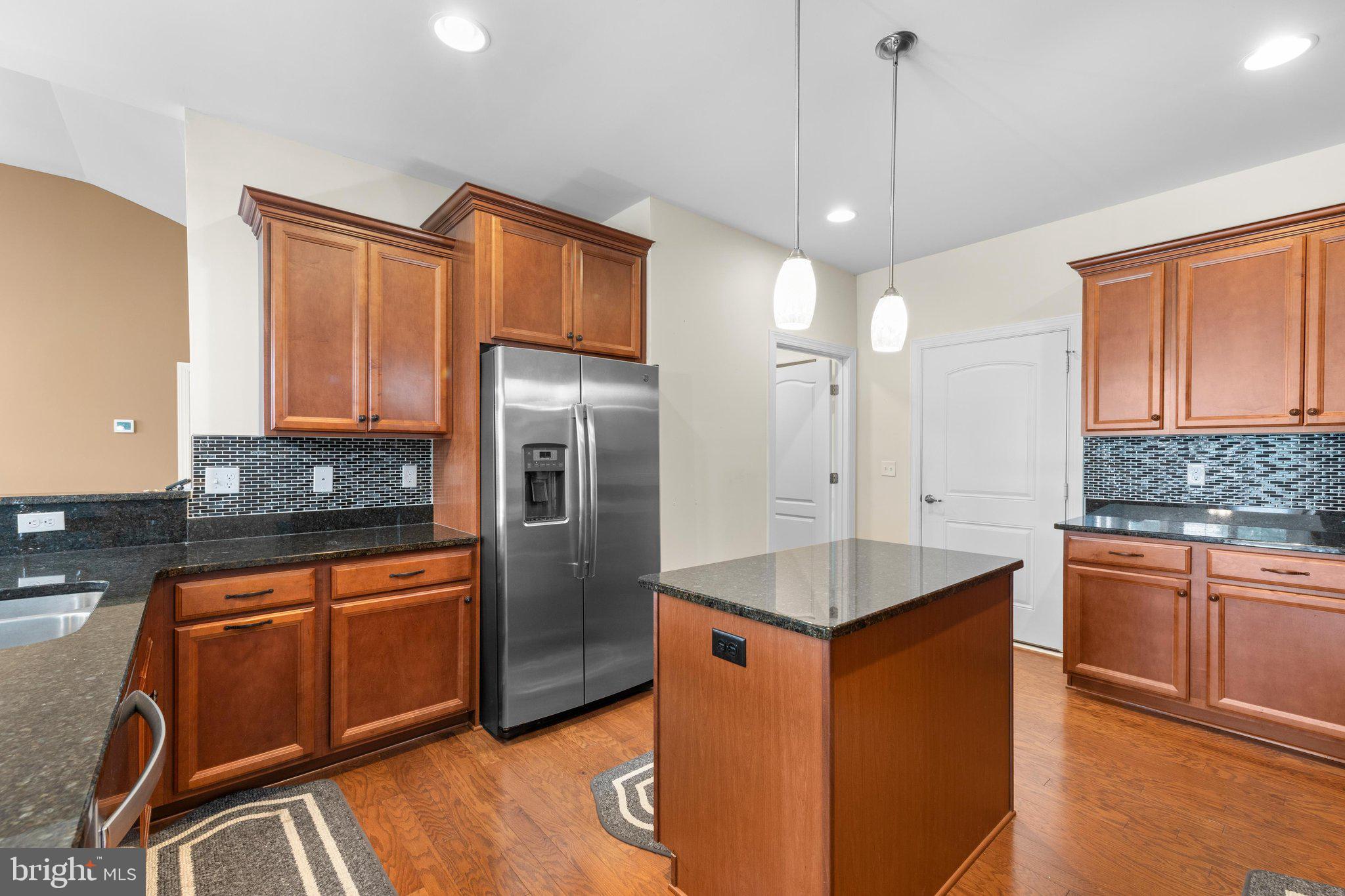 CYPRESS POINTE - Residential
