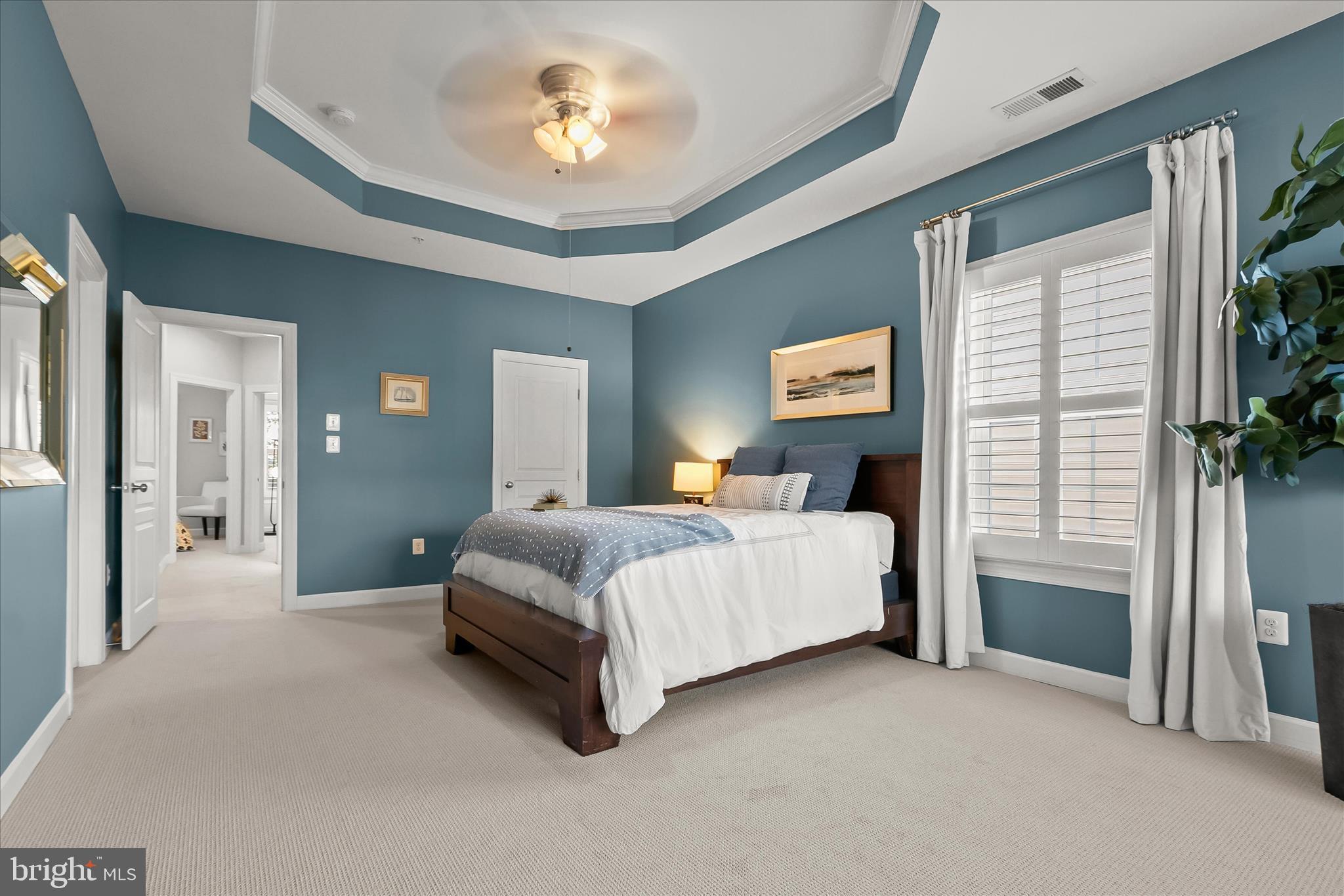 ELLICOTT SQUARE - Residential