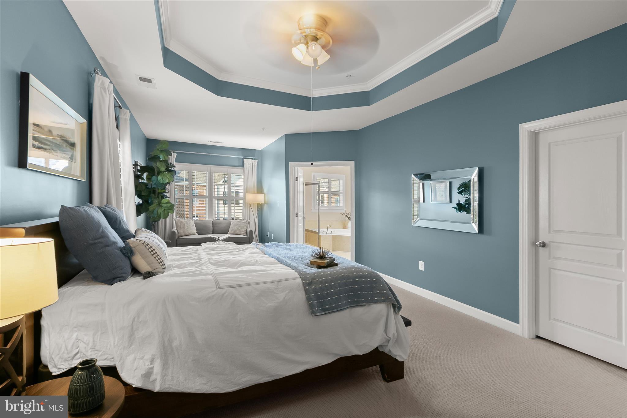 ELLICOTT SQUARE - Residential