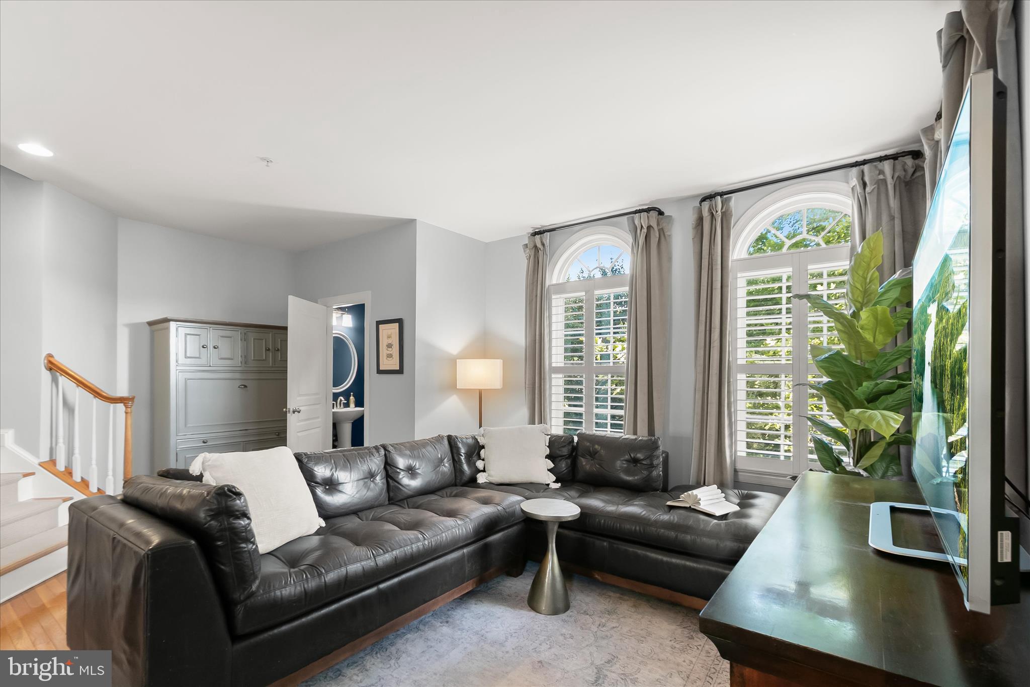 ELLICOTT SQUARE - Residential