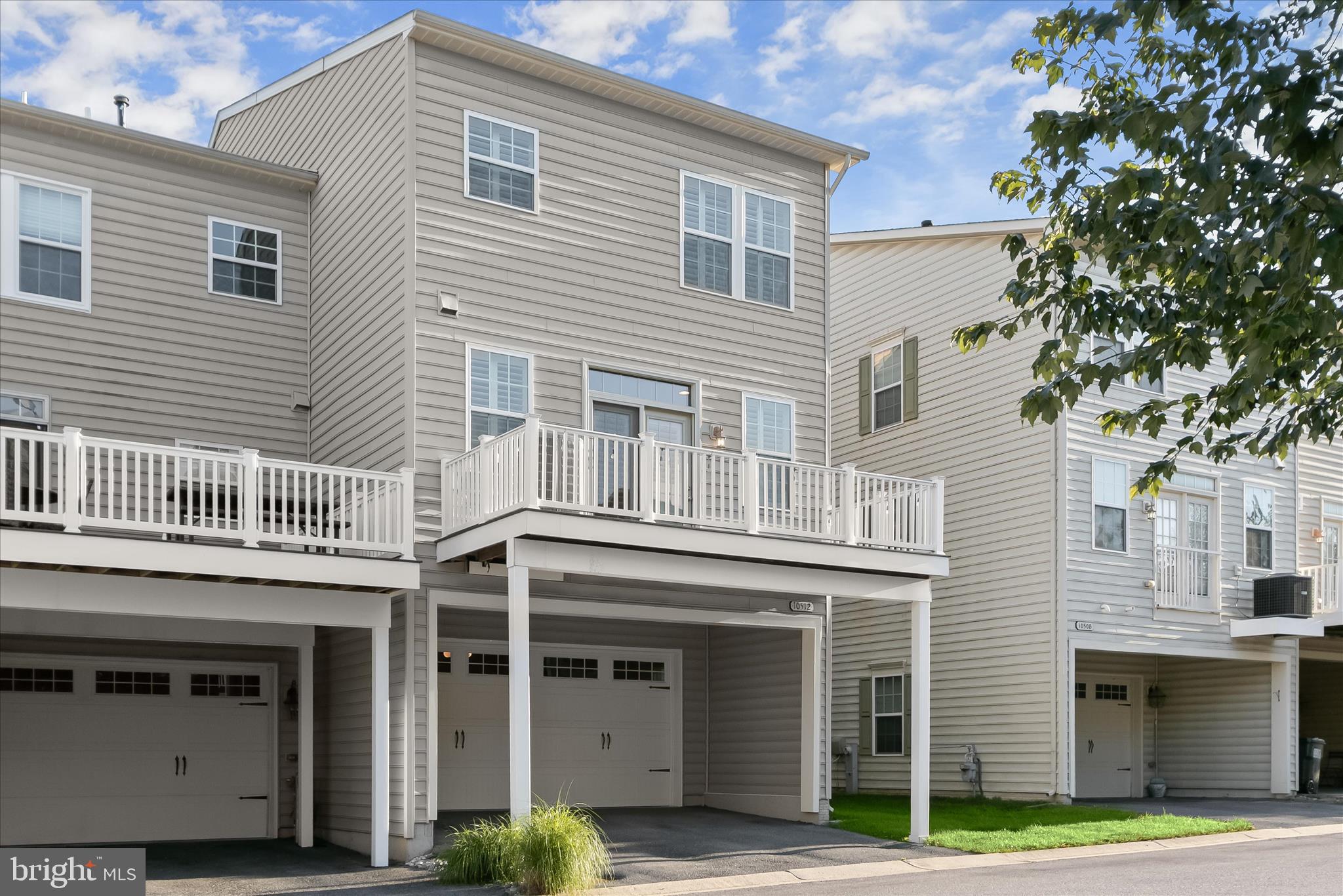 ELLICOTT SQUARE - Residential