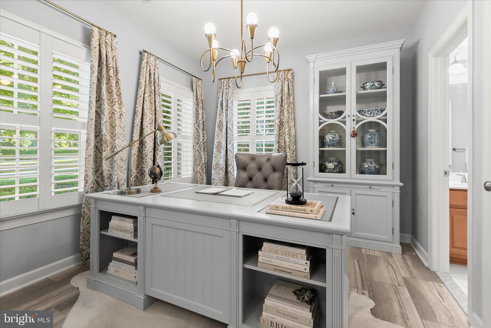 ELLICOTT SQUARE - Residential
