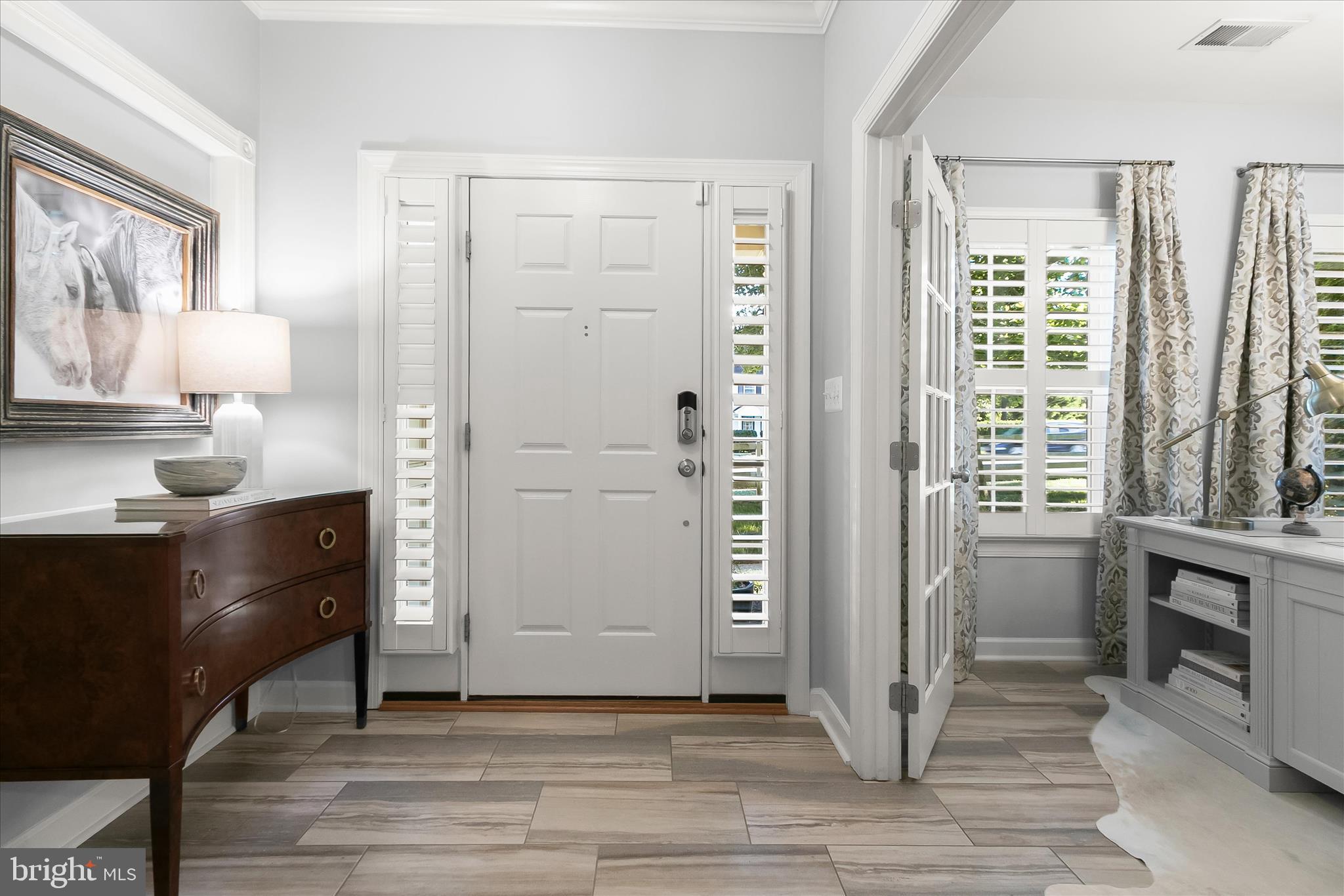ELLICOTT SQUARE - Residential
