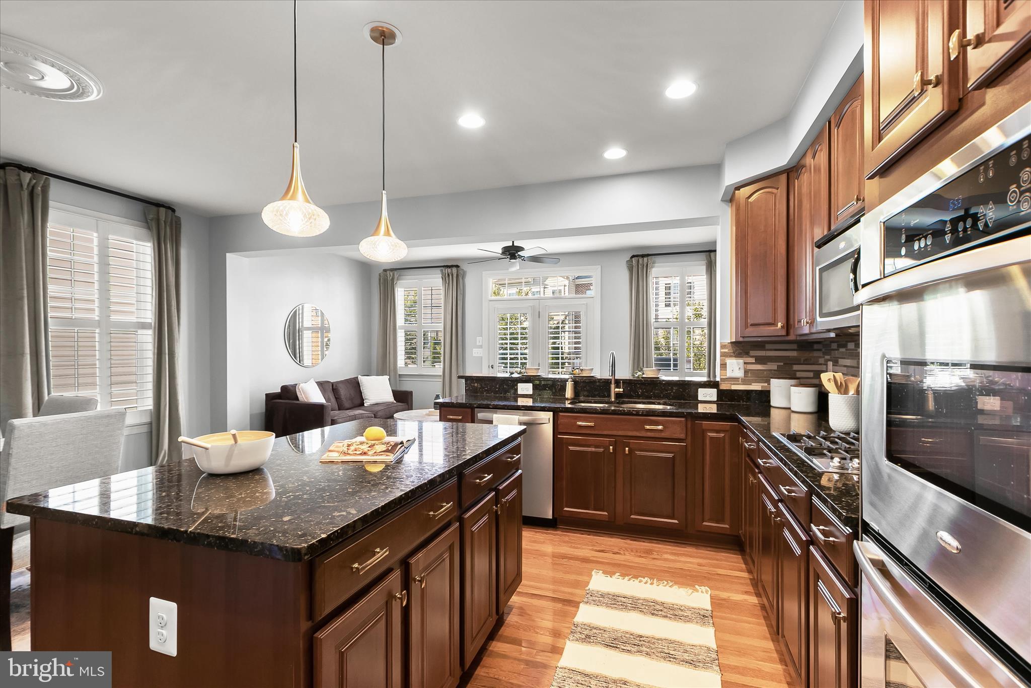 ELLICOTT SQUARE - Residential