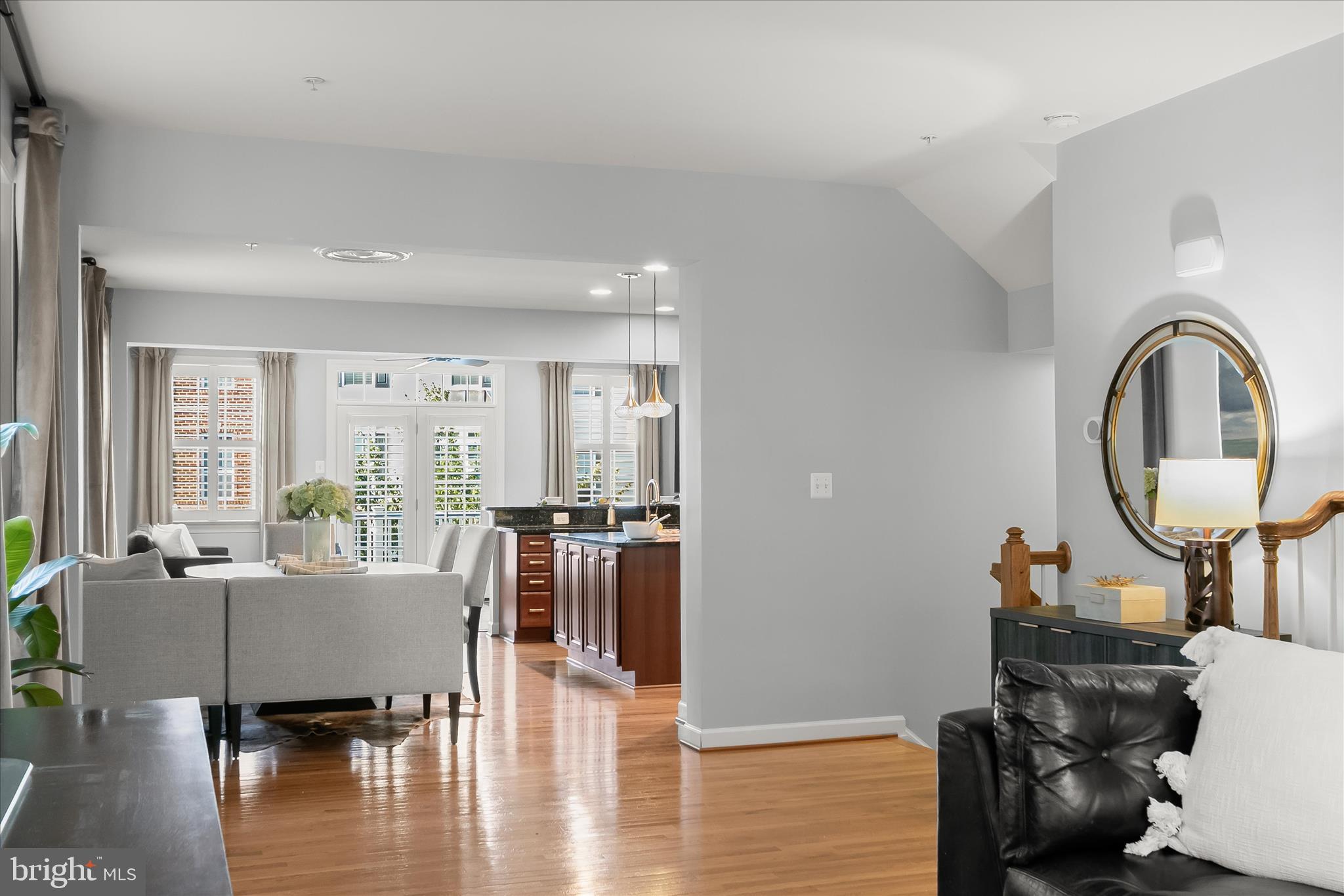 ELLICOTT SQUARE - Residential