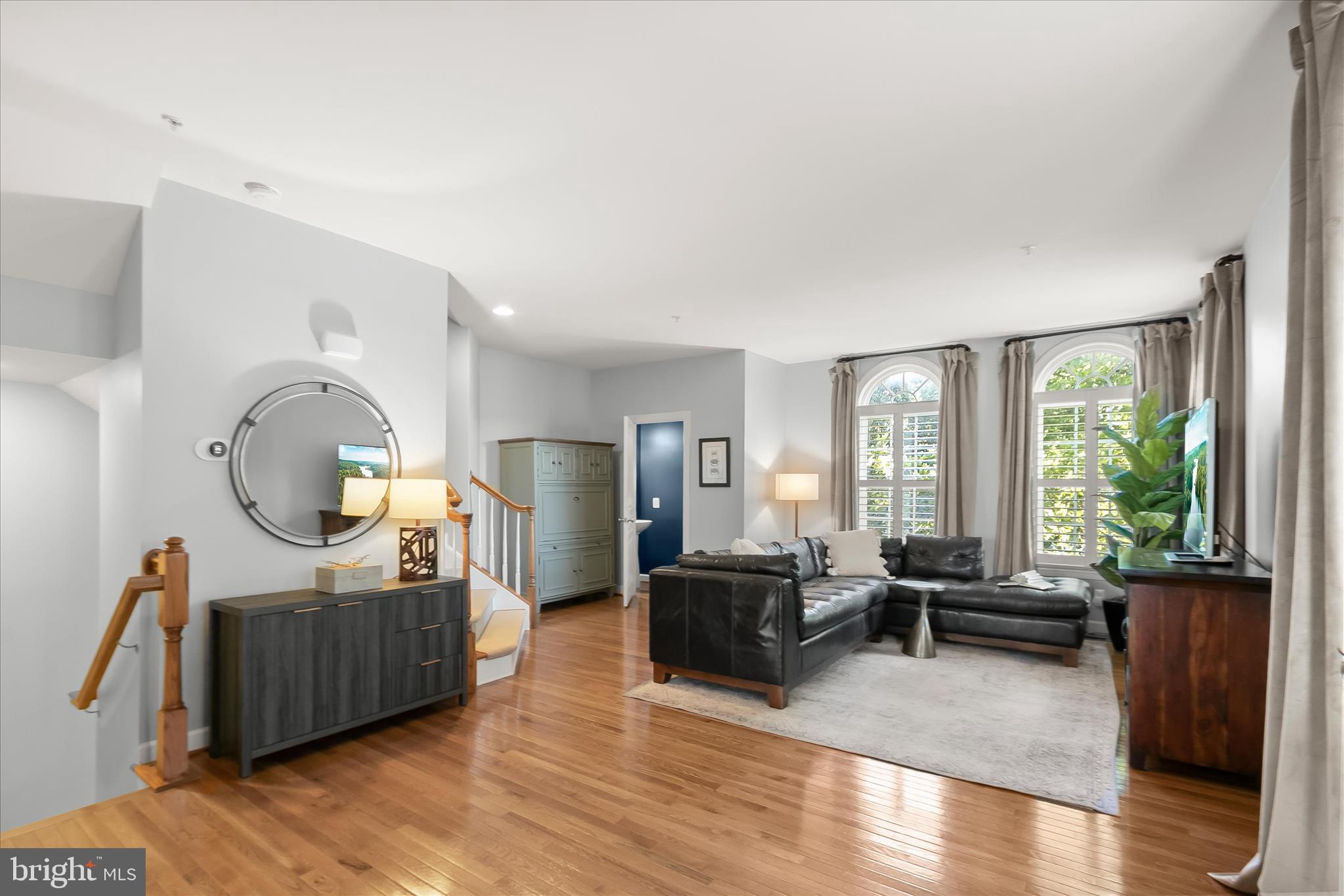 ELLICOTT SQUARE - Residential