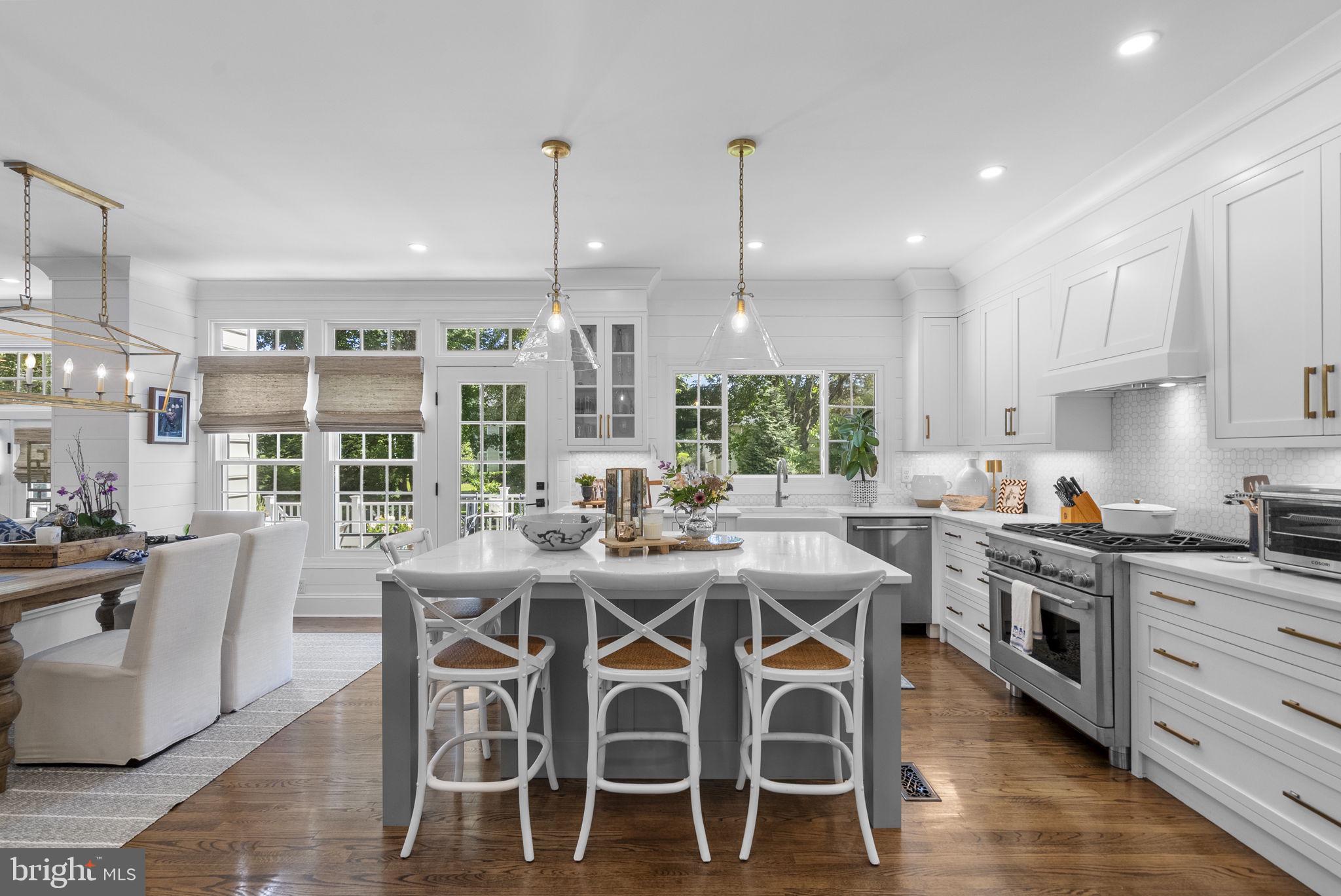 OATLAND FARM - Residential