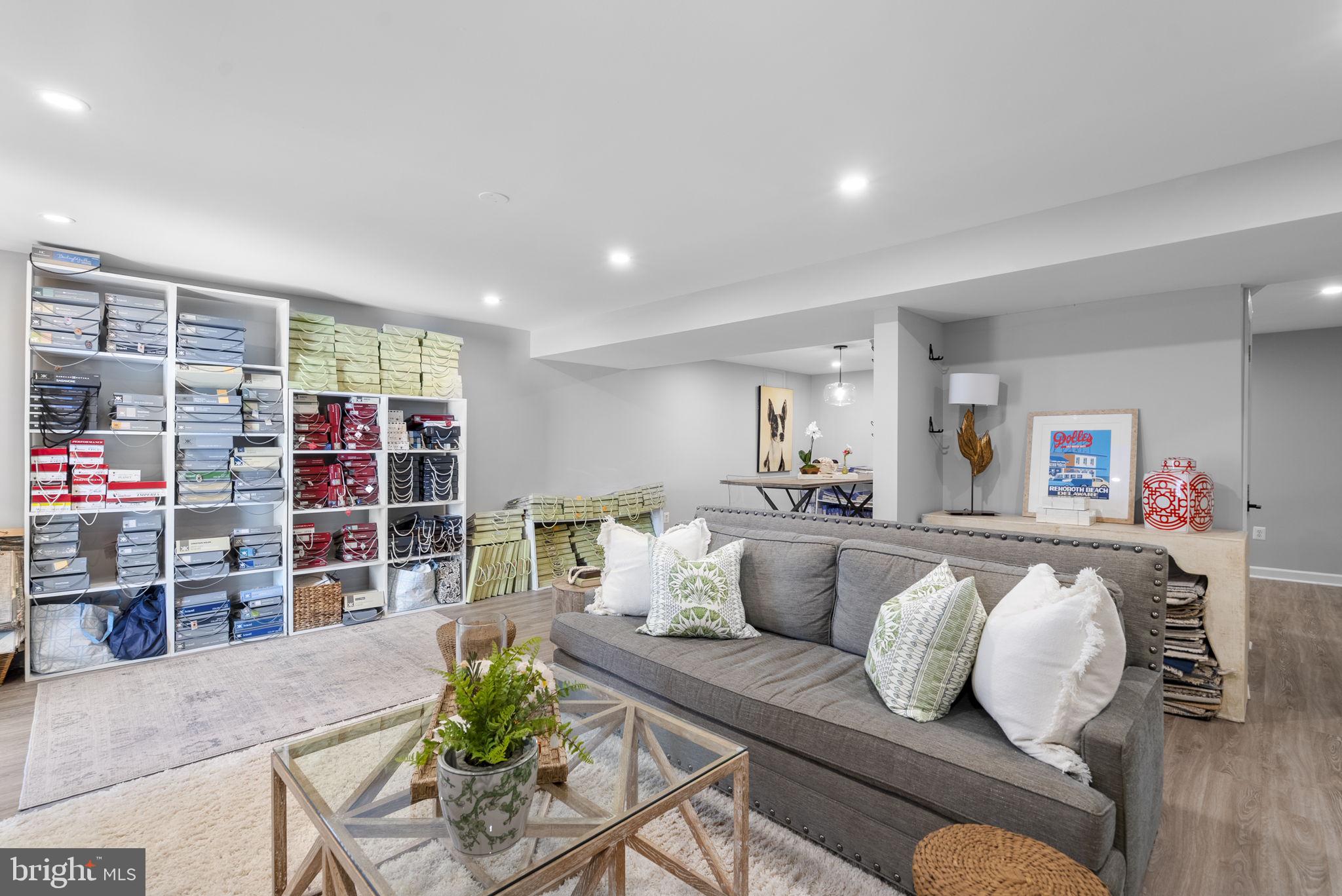 OATLAND FARM - Residential