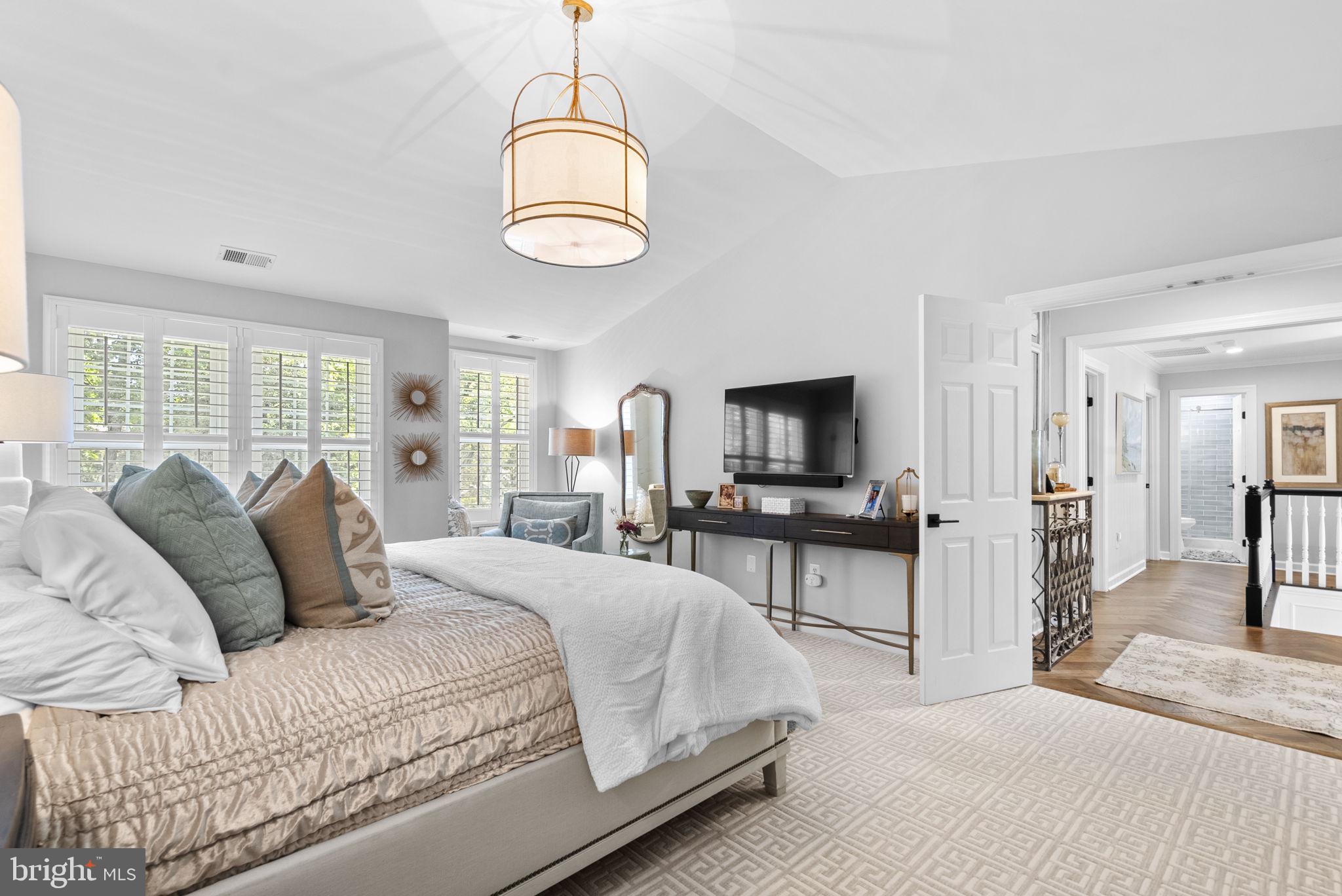 OATLAND FARM - Residential