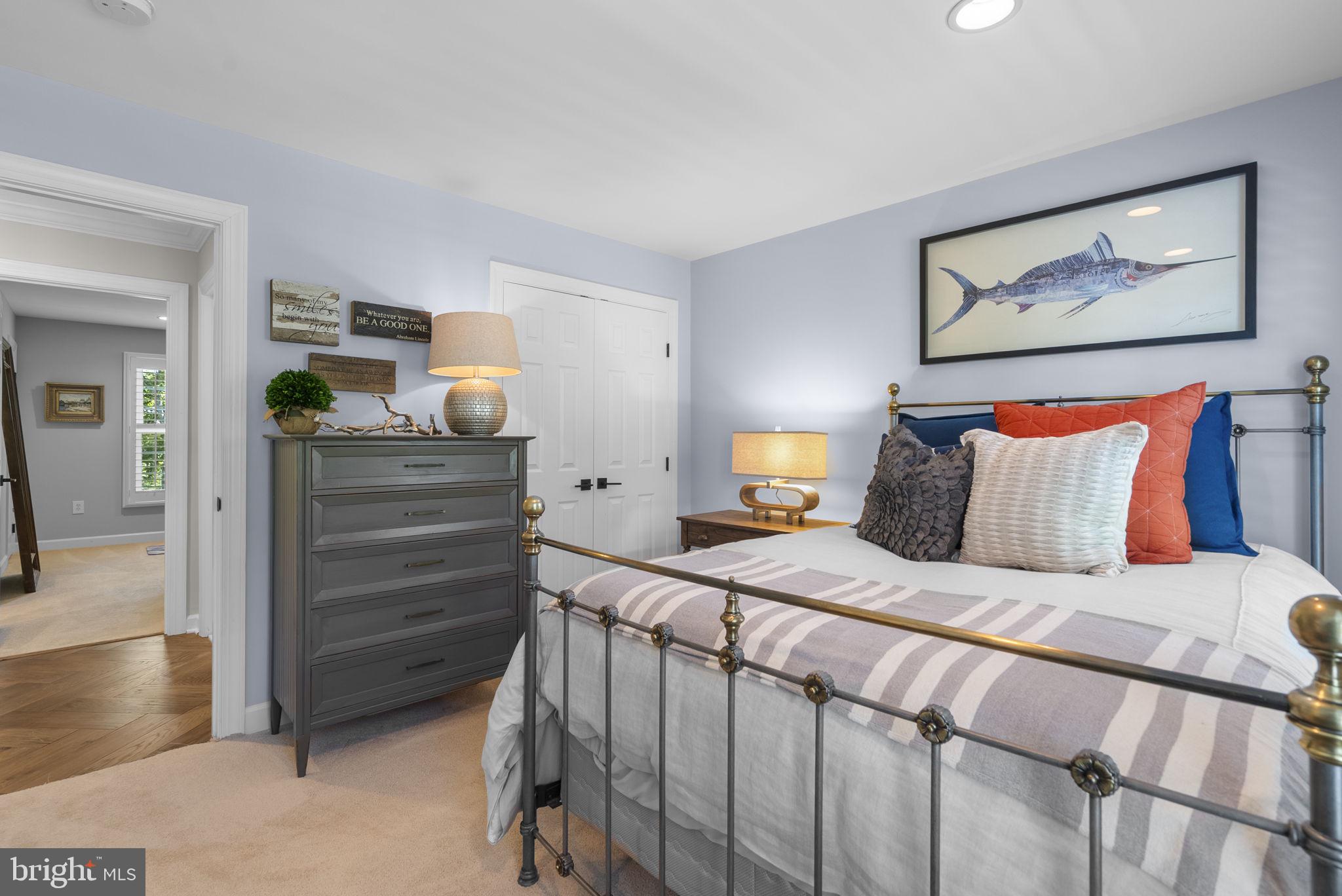 OATLAND FARM - Residential