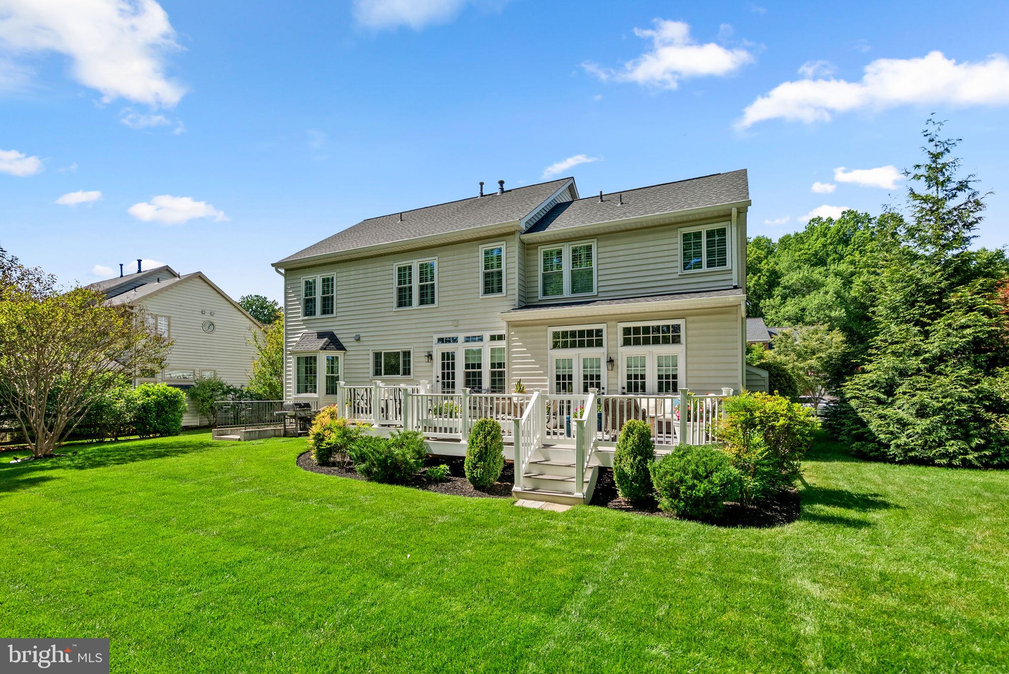 OATLAND FARM - Residential