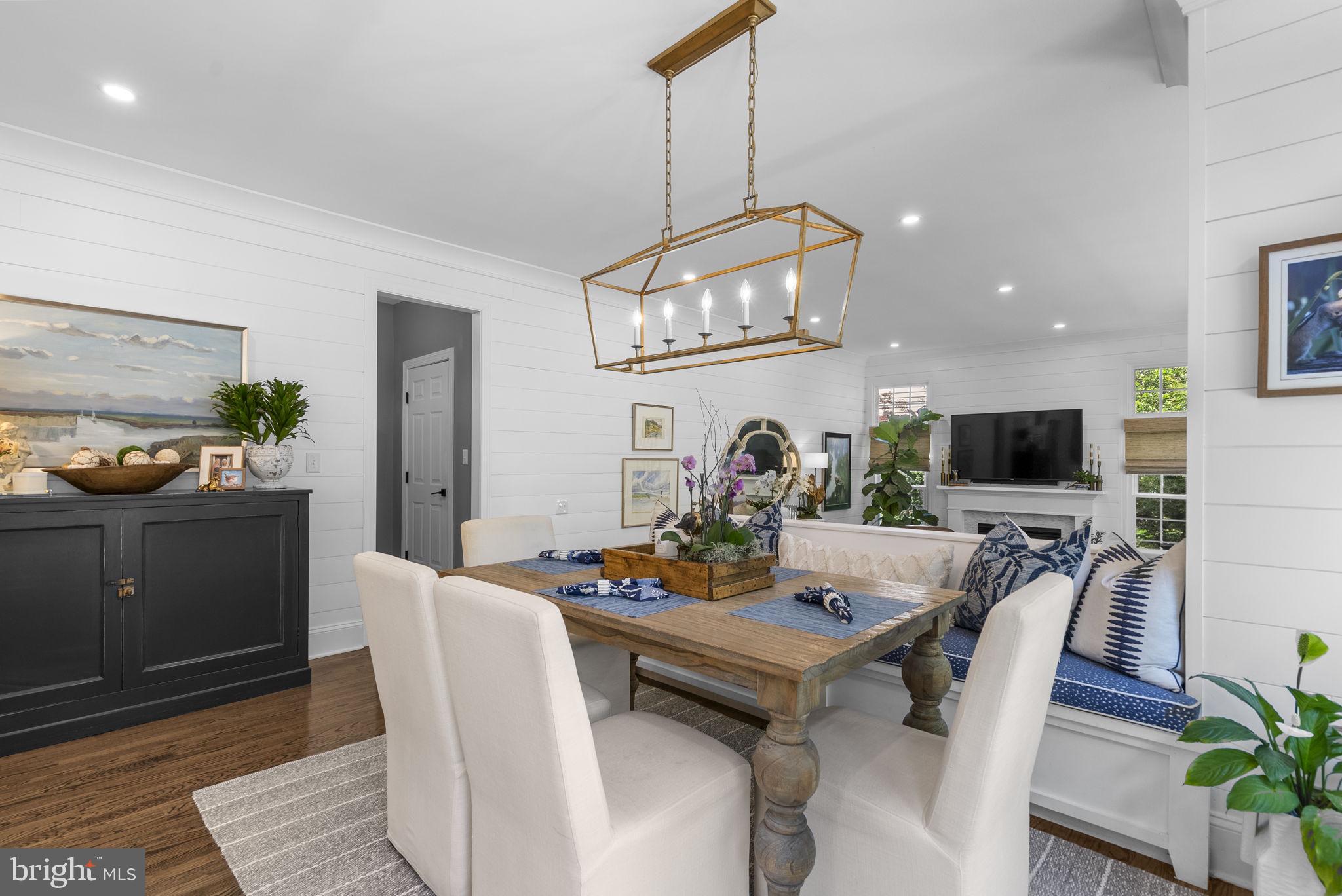 OATLAND FARM - Residential