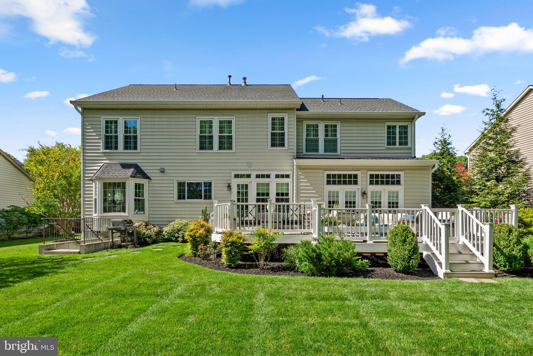 OATLAND FARM - Residential