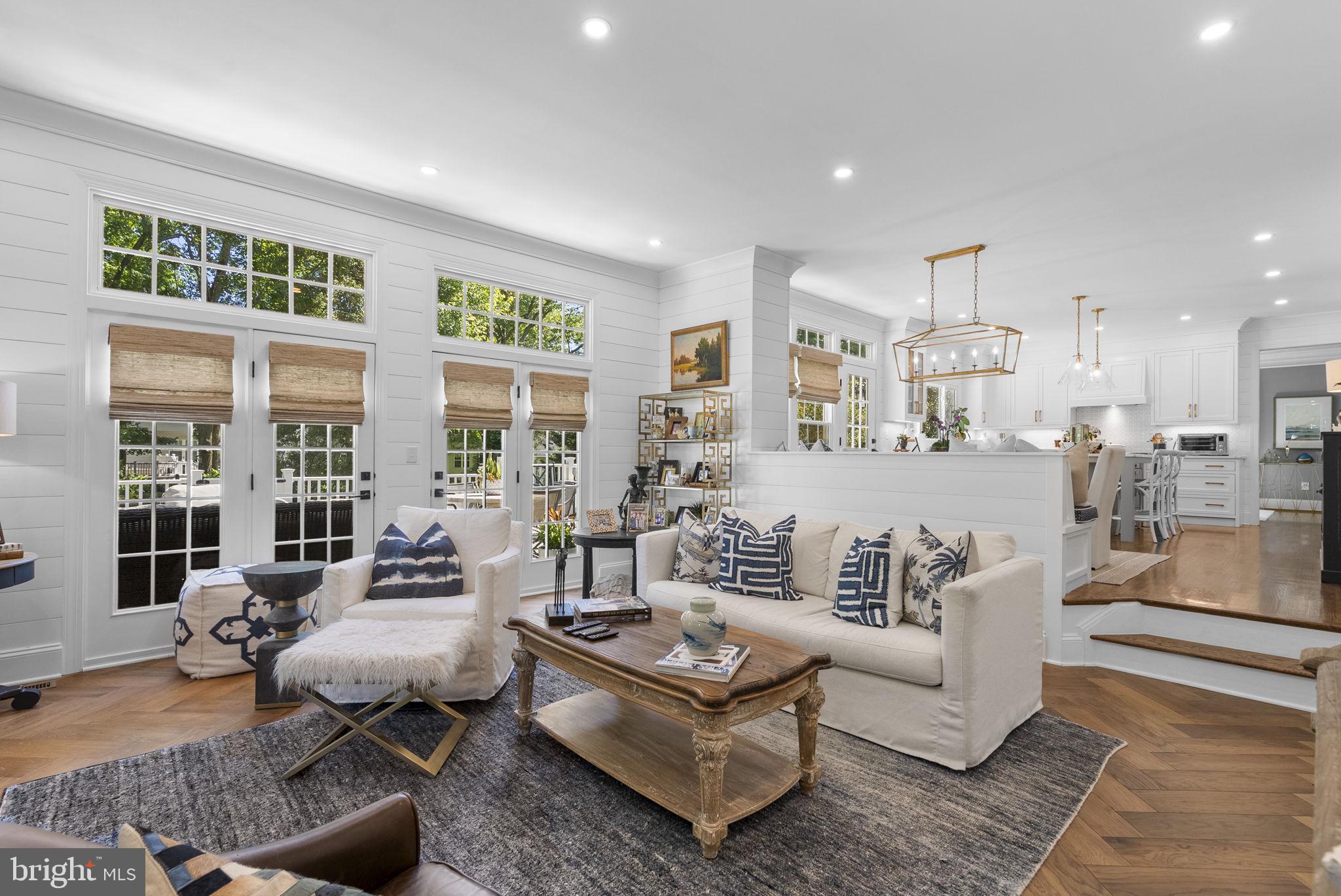 OATLAND FARM - Residential