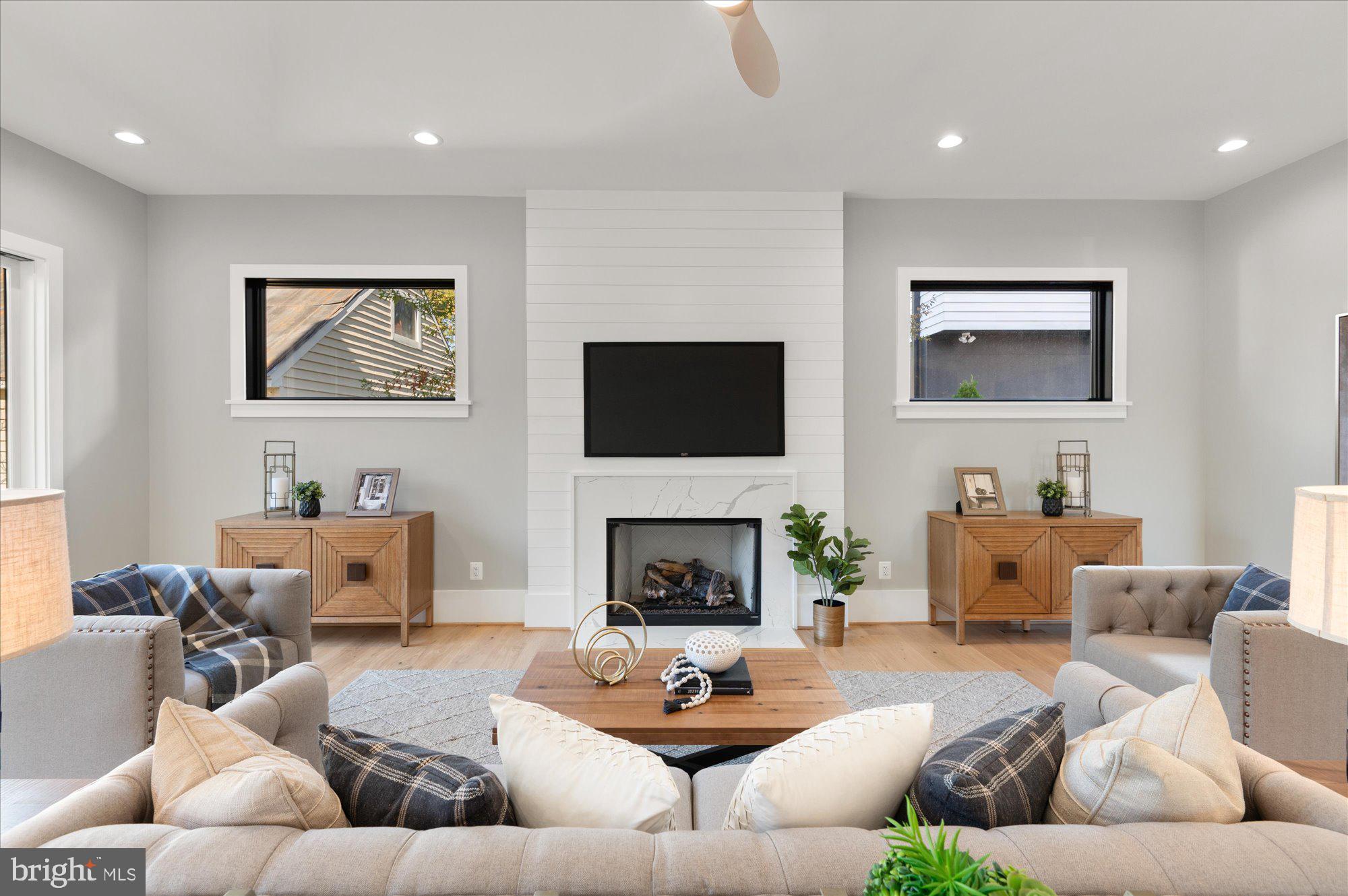 LYON PARK - Residential