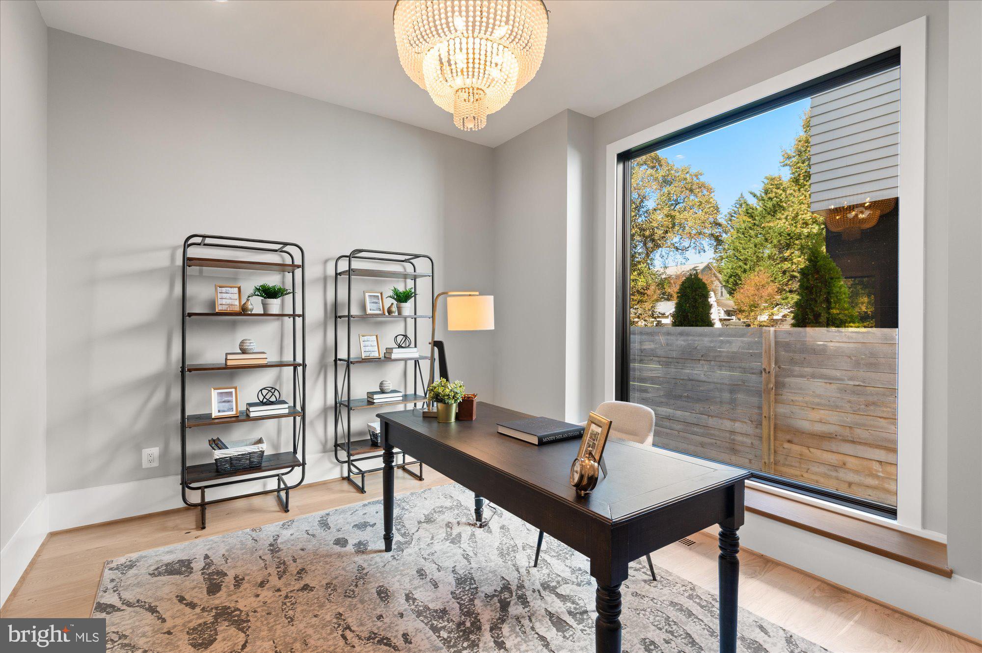 LYON PARK - Residential