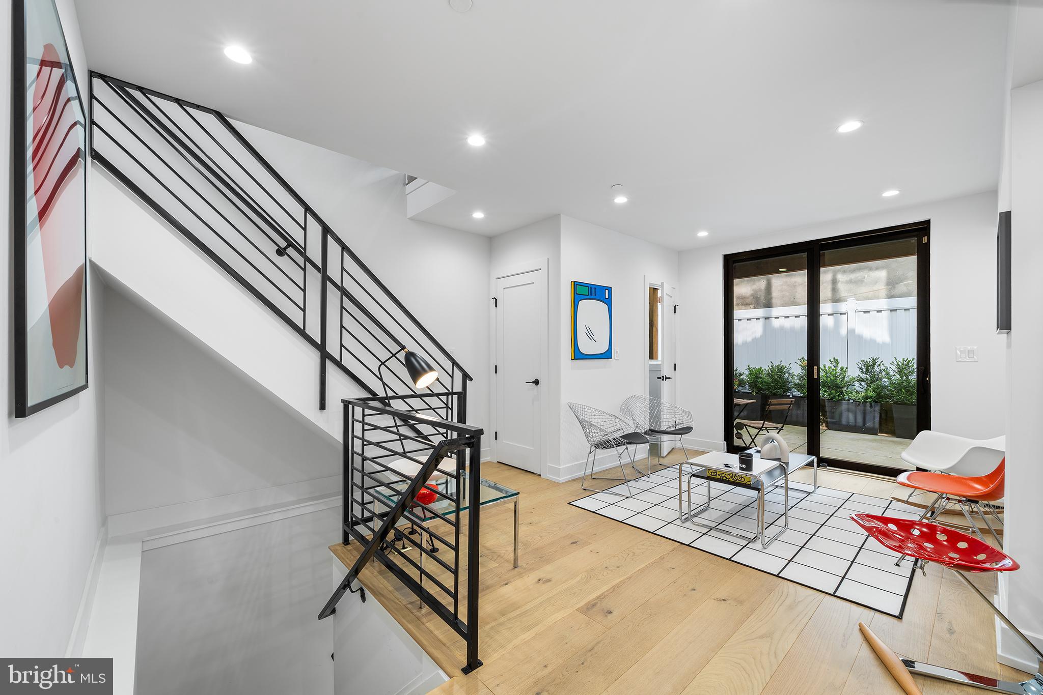WASHINGTON SQ WEST - Residential