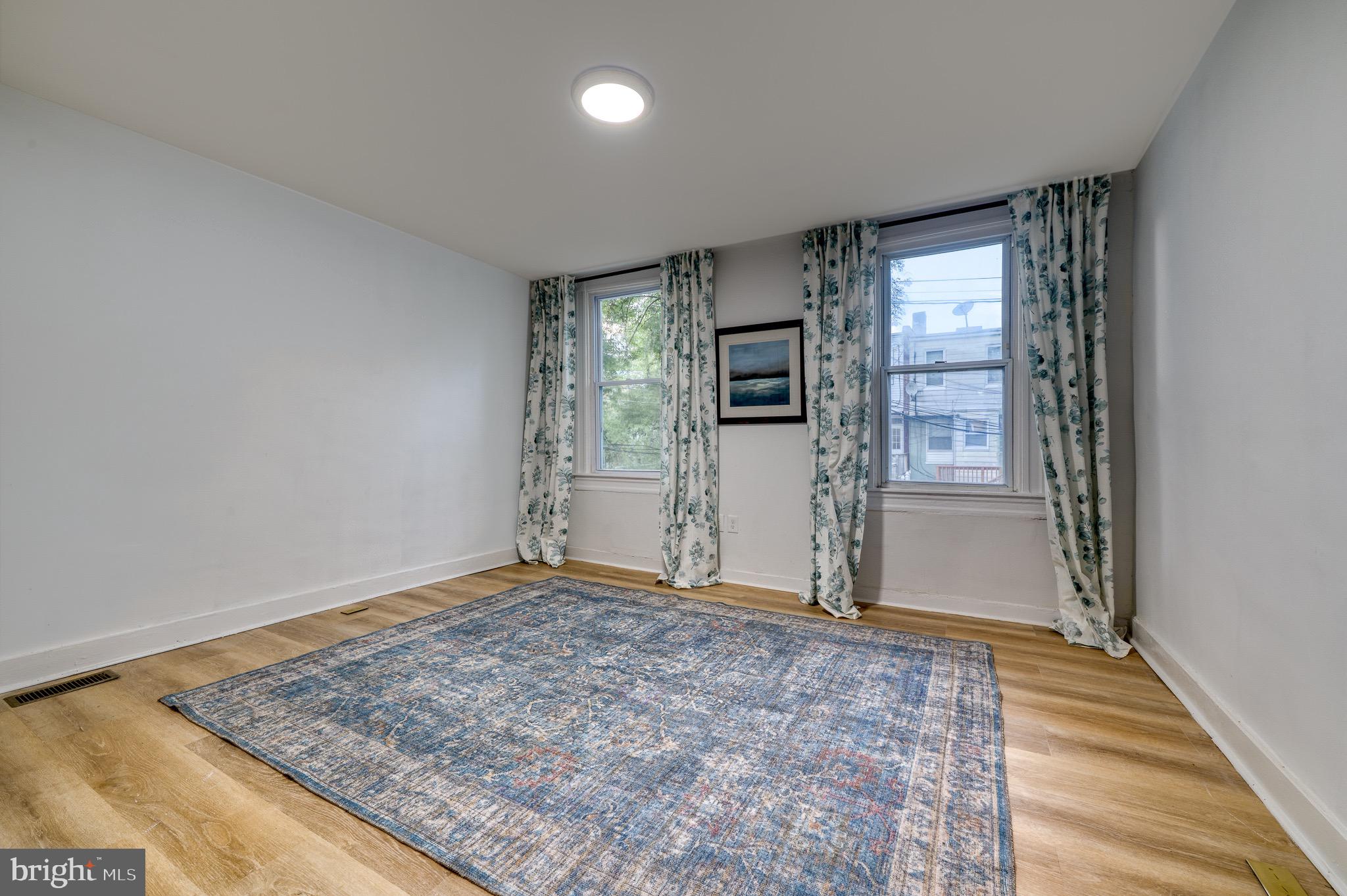 WAVERLY - Residential