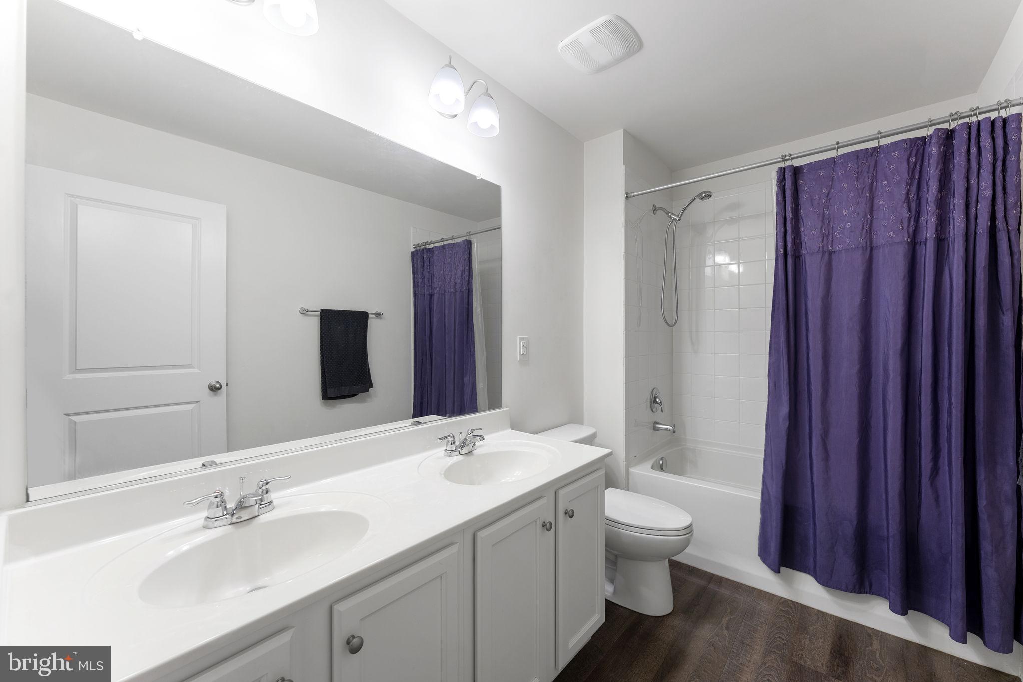 SOUTHGATE - Residential