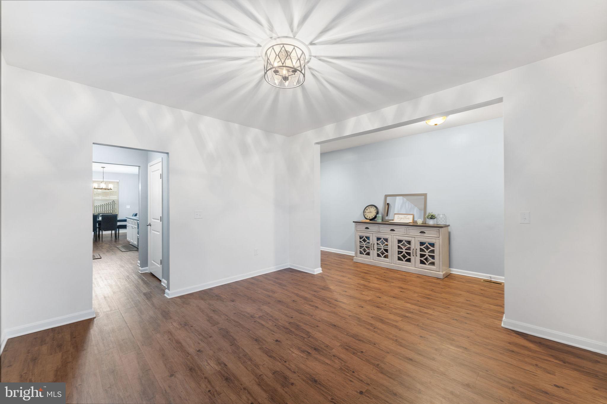 SOUTHGATE - Residential