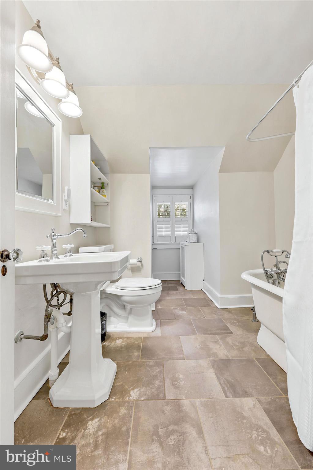 NARBERTH - Residential