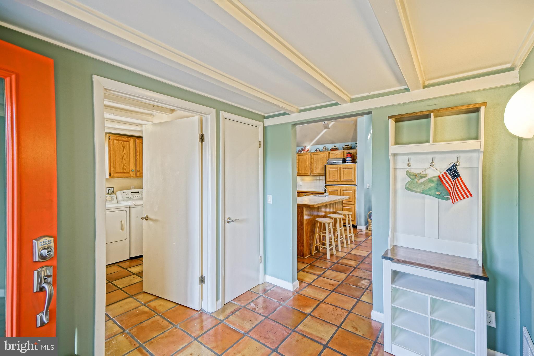 NORTH SHORES - Residential