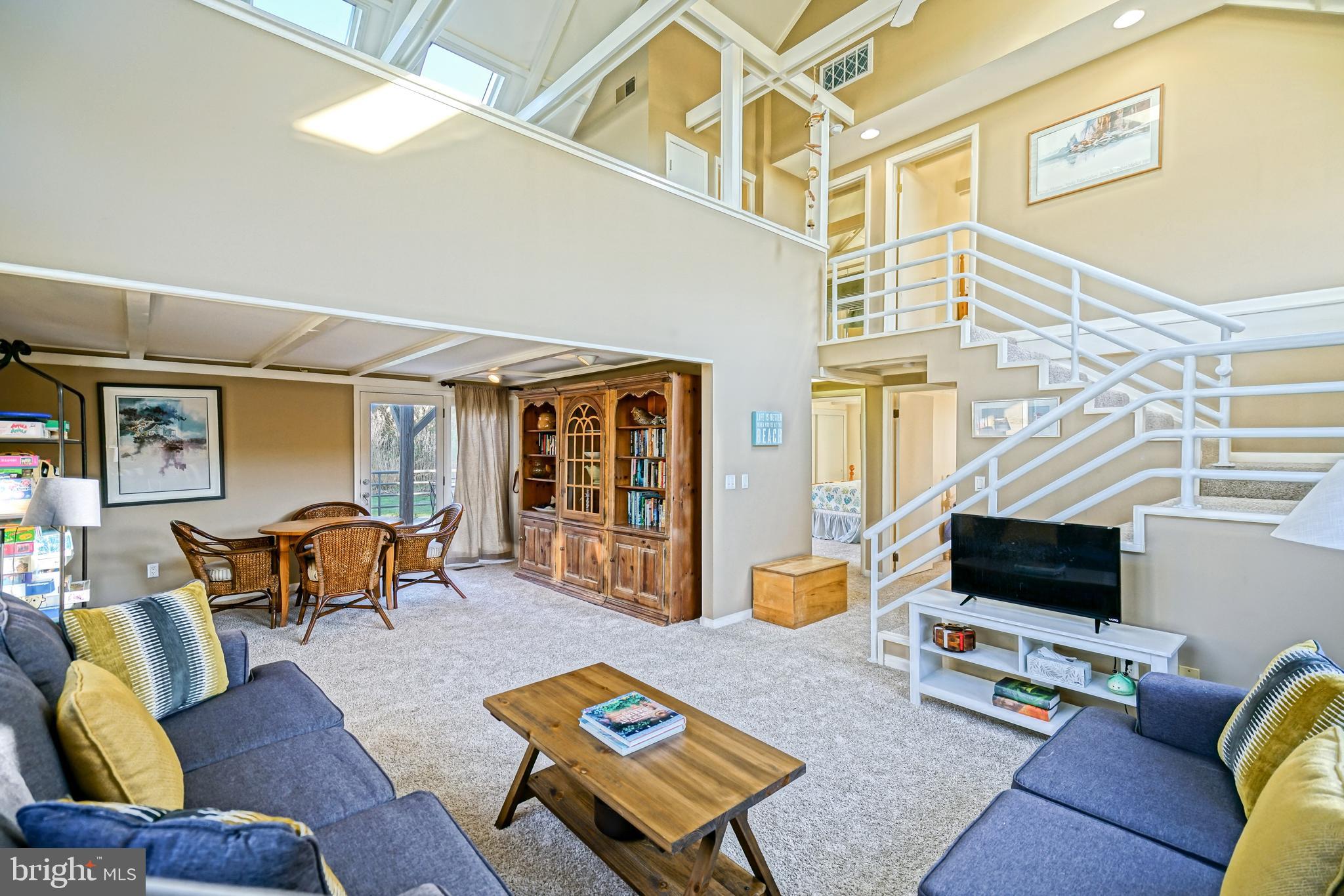 NORTH SHORES - Residential