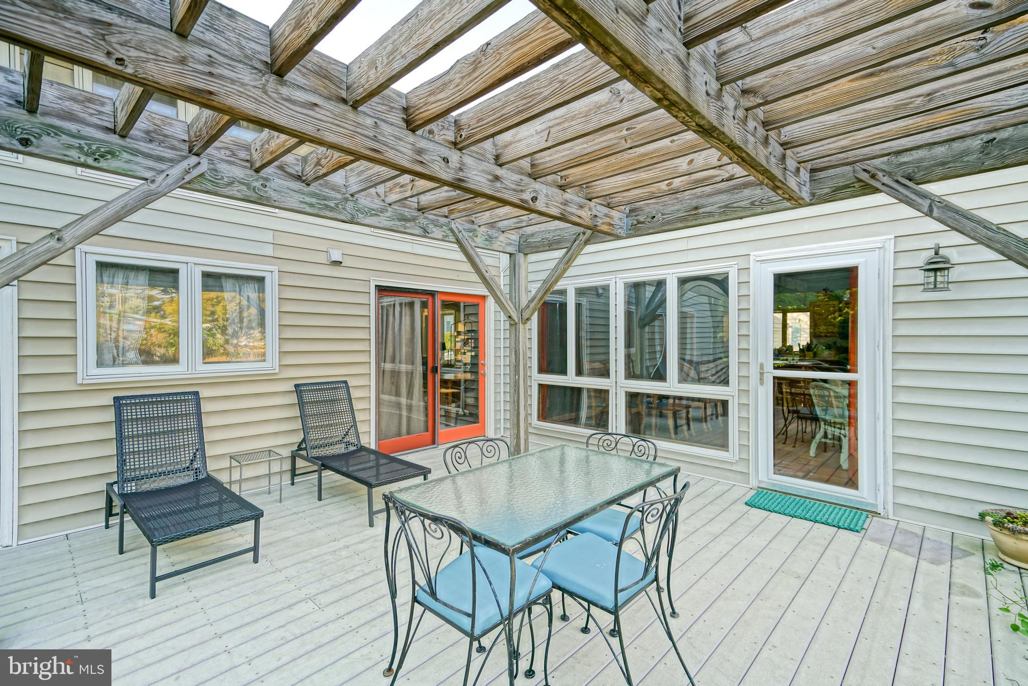 NORTH SHORES - Residential