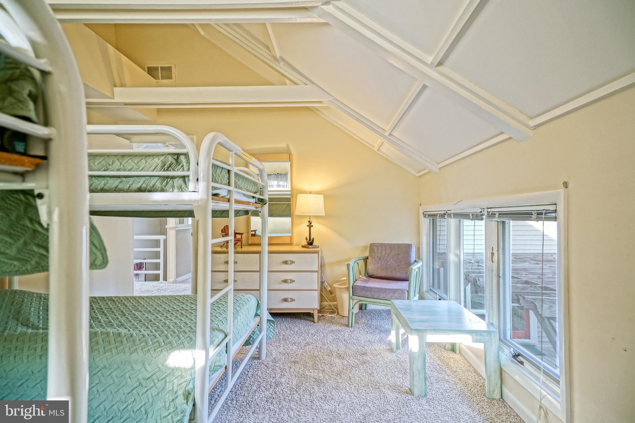 NORTH SHORES - Residential