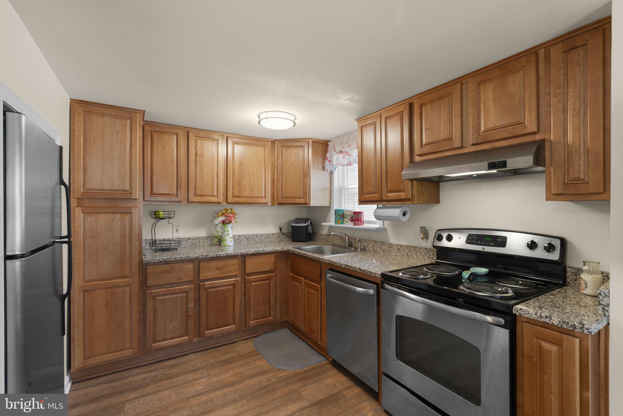 TWIN RIVER BEACH - Residential