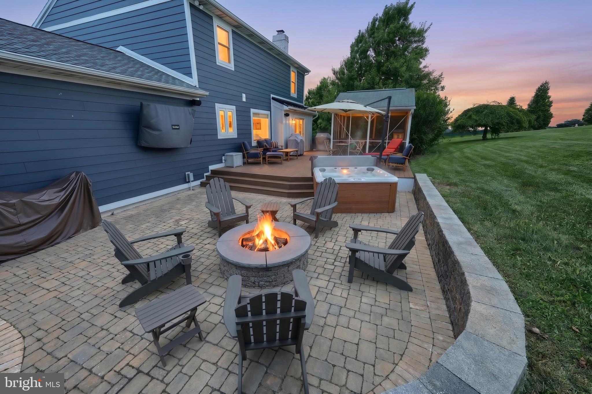 NORTH HOPEWELL - Residential