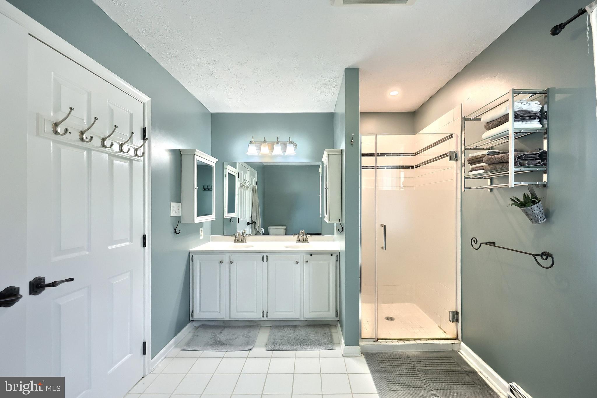 NORTH HOPEWELL - Residential