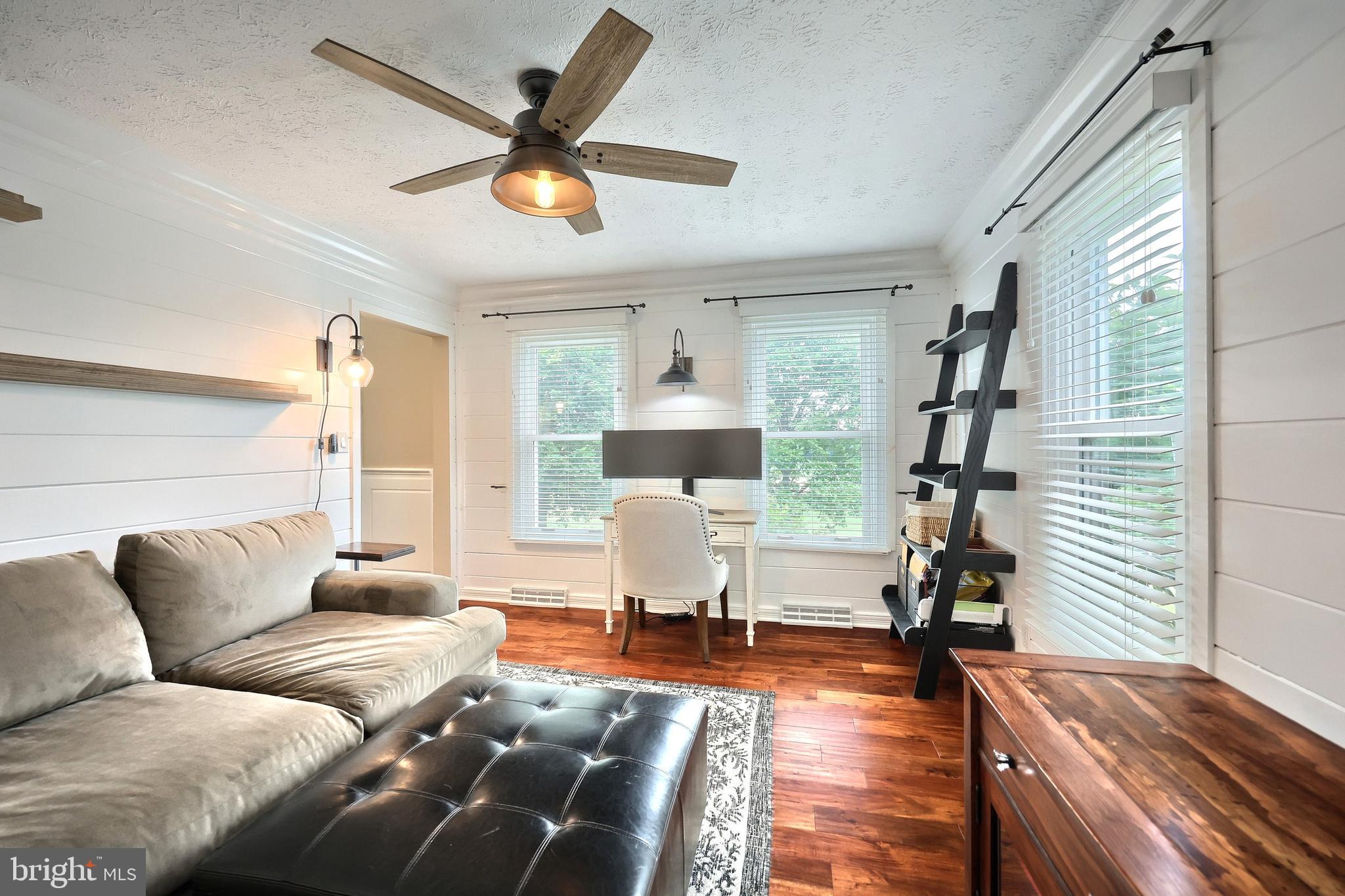 NORTH HOPEWELL - Residential