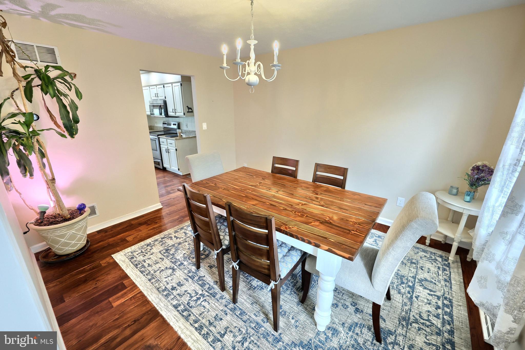 NORTH HOPEWELL - Residential
