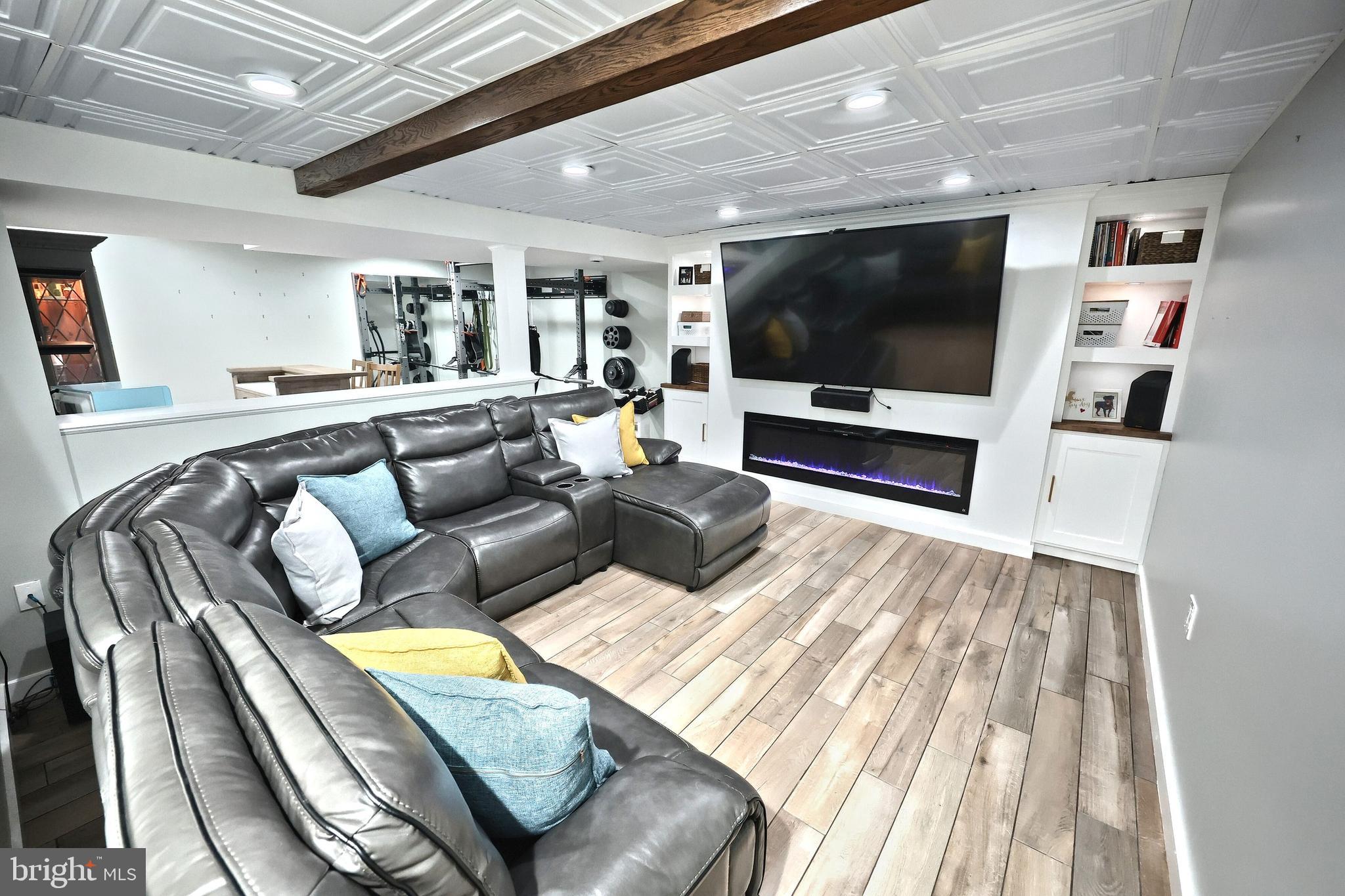 NORTH HOPEWELL - Residential