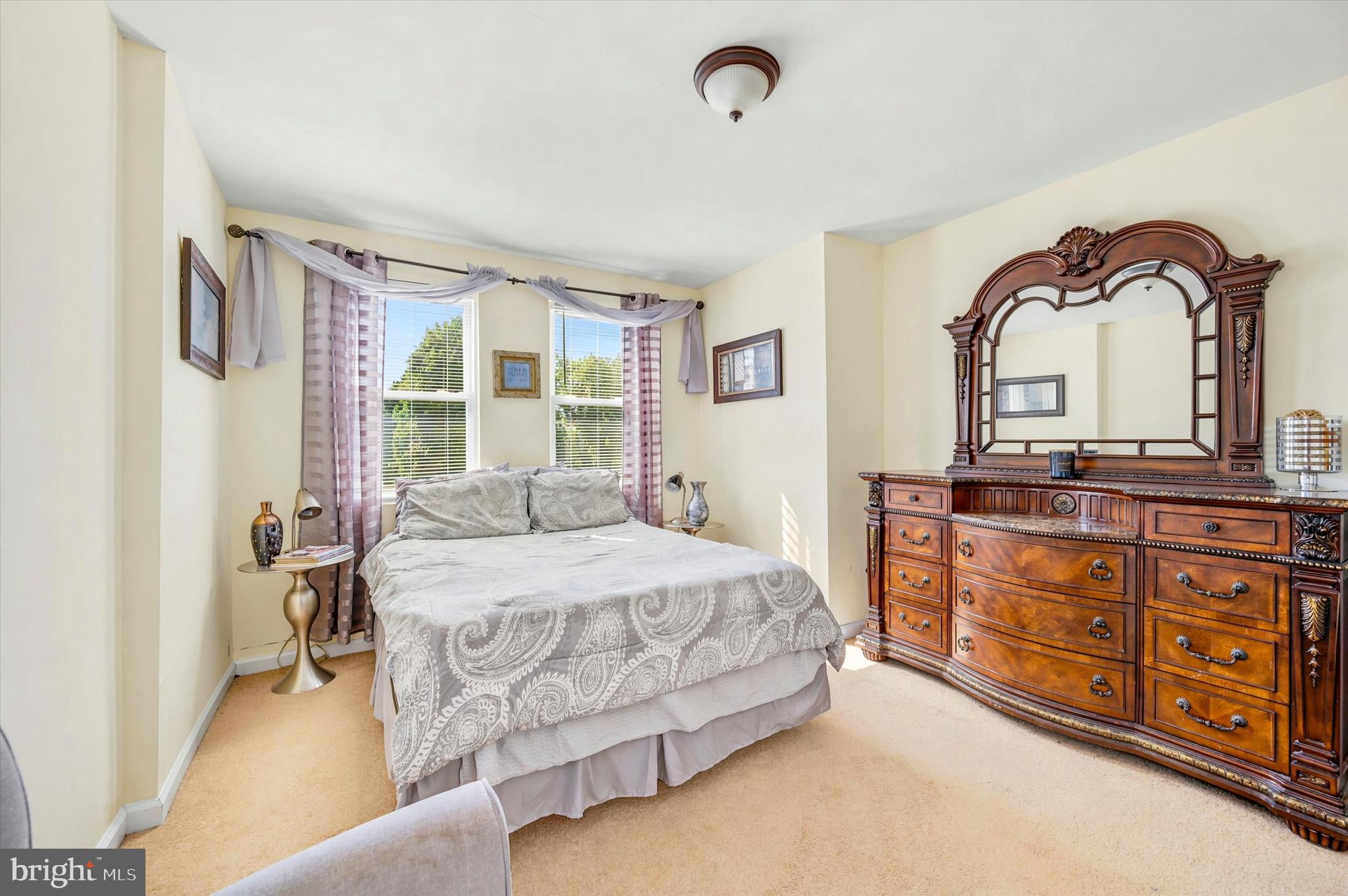 PHILADELPHIA - Residential
