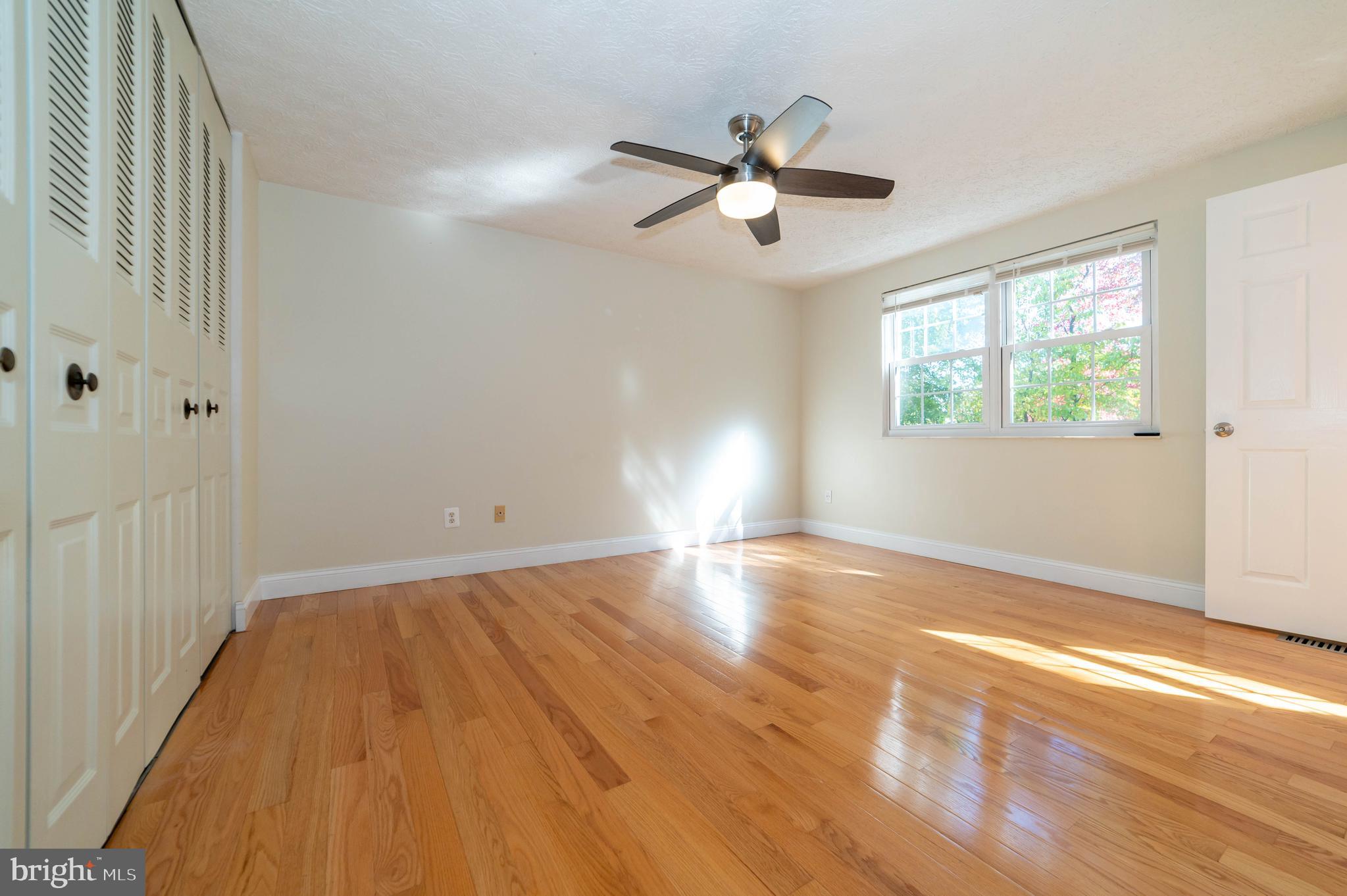 HUNTERS GLEN - Residential Lease