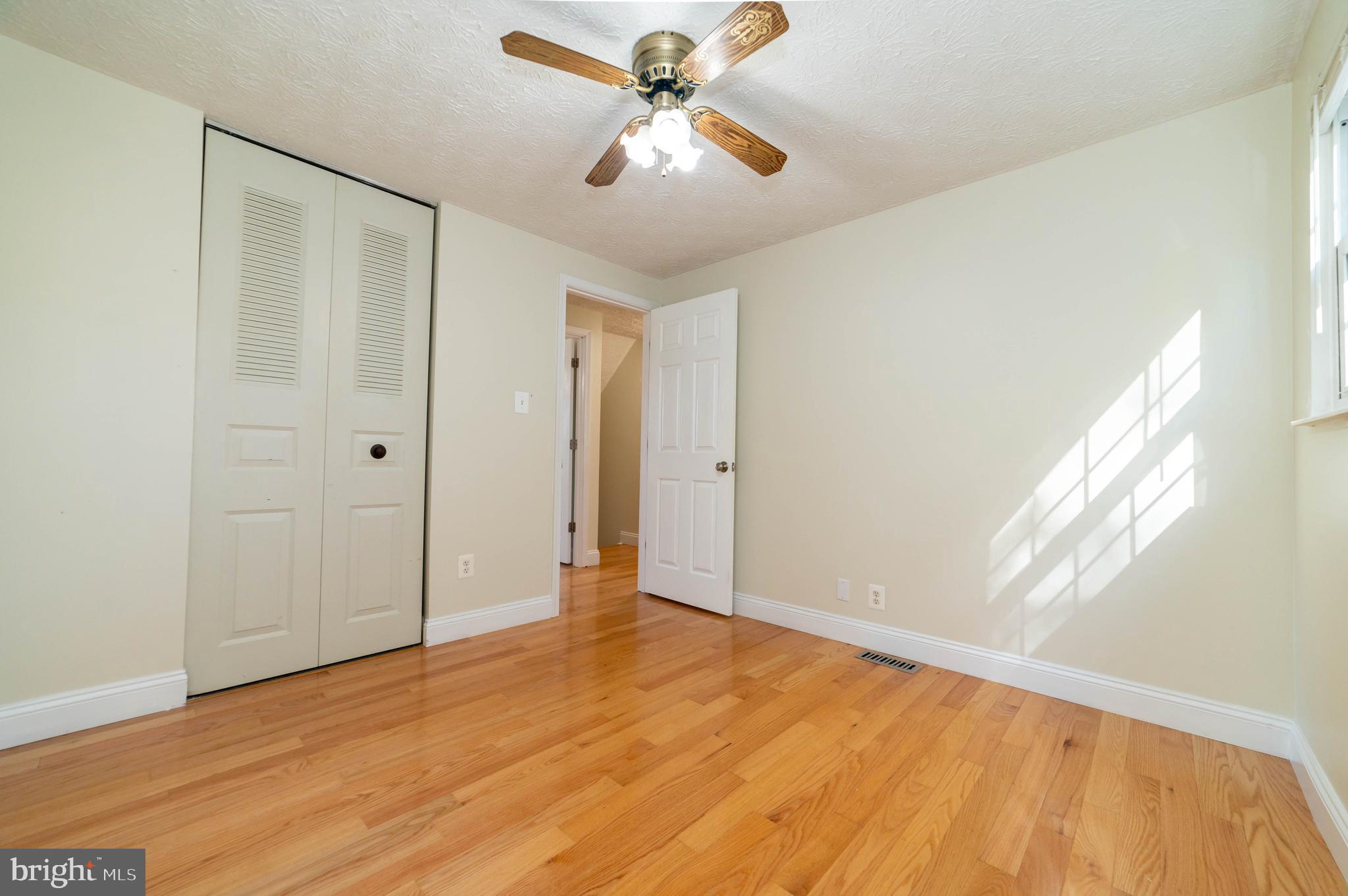 HUNTERS GLEN - Residential Lease